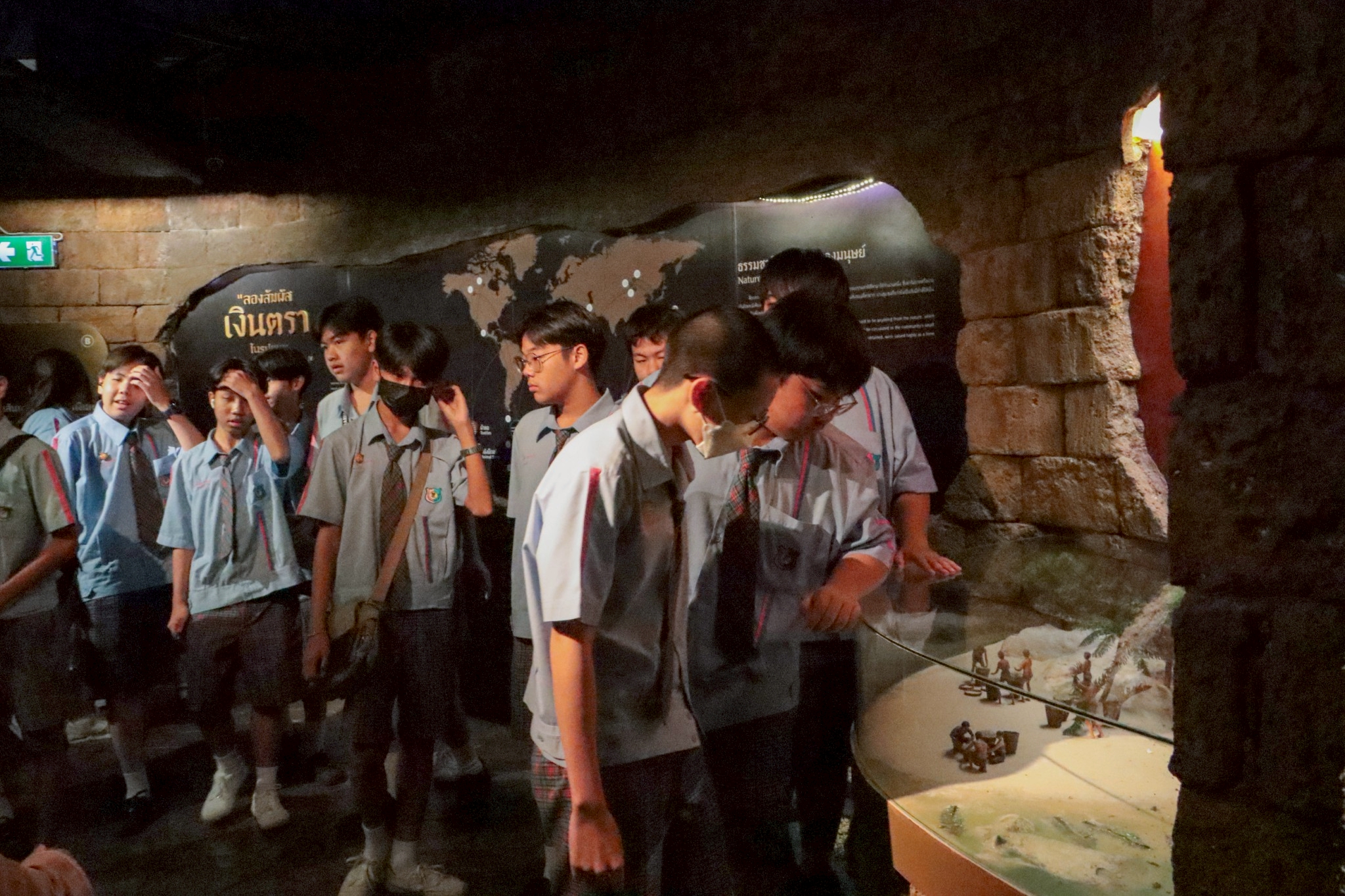 LINE_ALBUM_061268 กรพิทักษ์_250613_3.jpg
