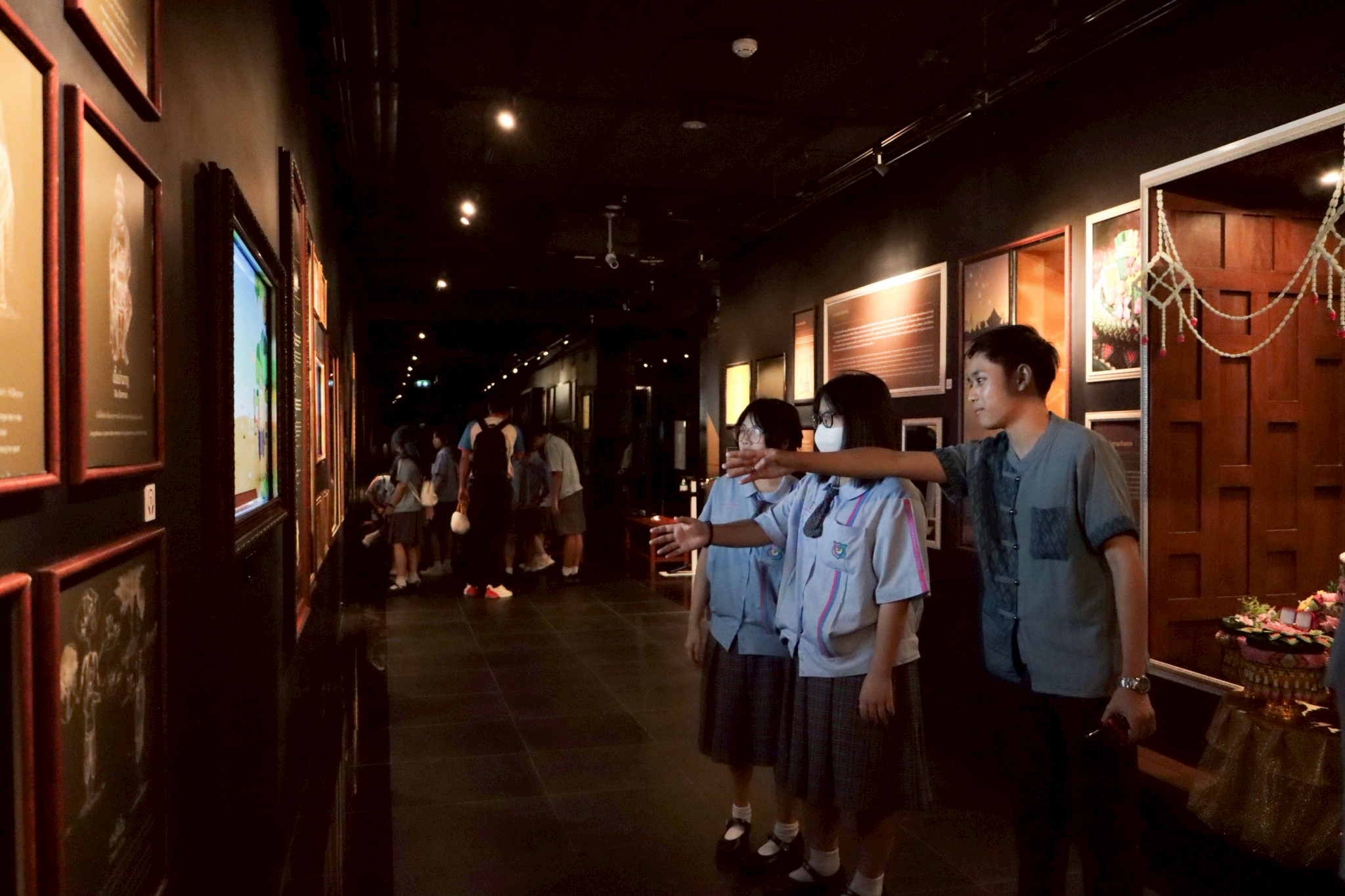 LINE_ALBUM_061368 กรพิทักษ์_250618_3.jpg