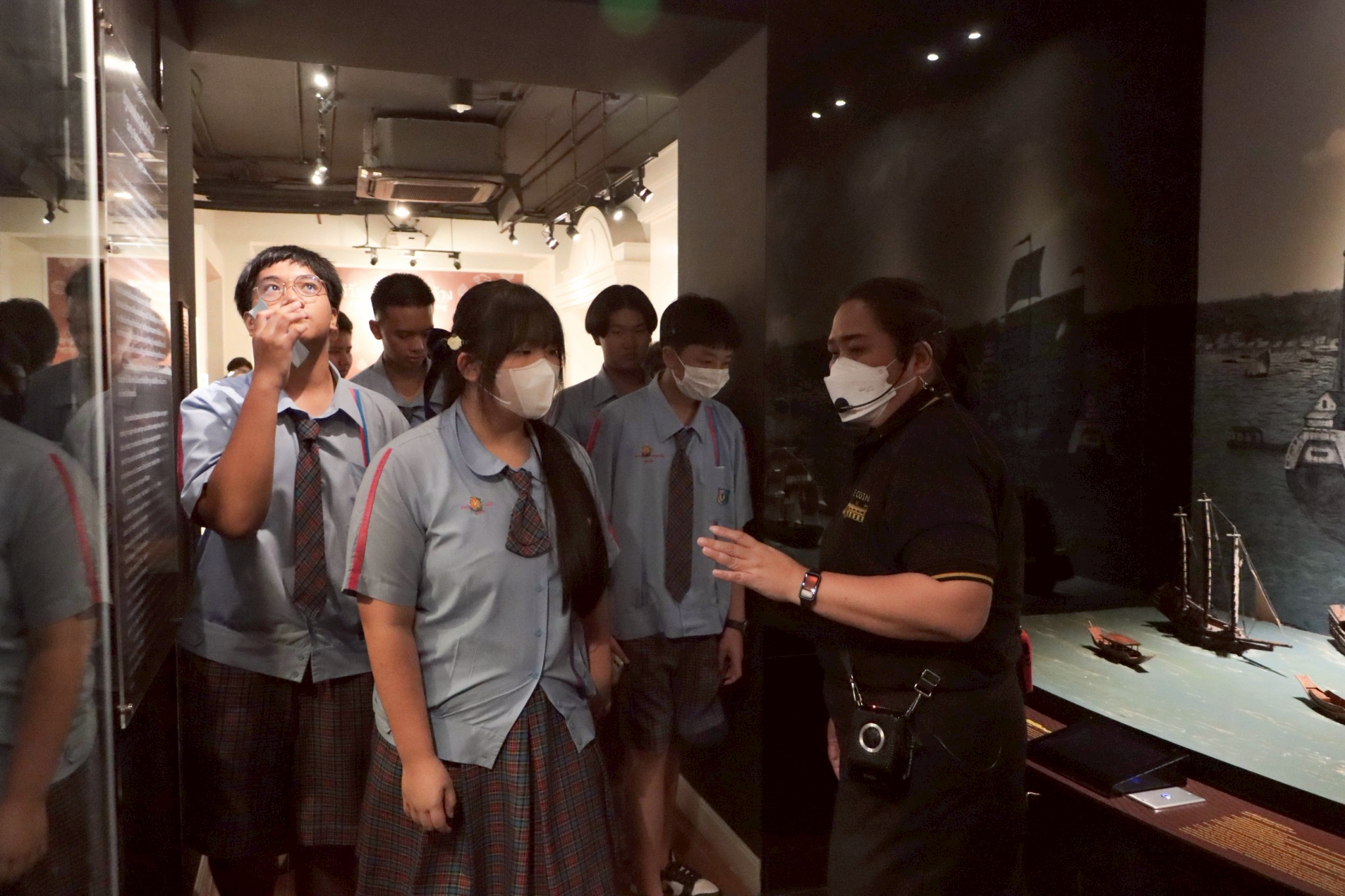 LINE_ALBUM_061768 กรพิทักษ์_250618_5.jpg