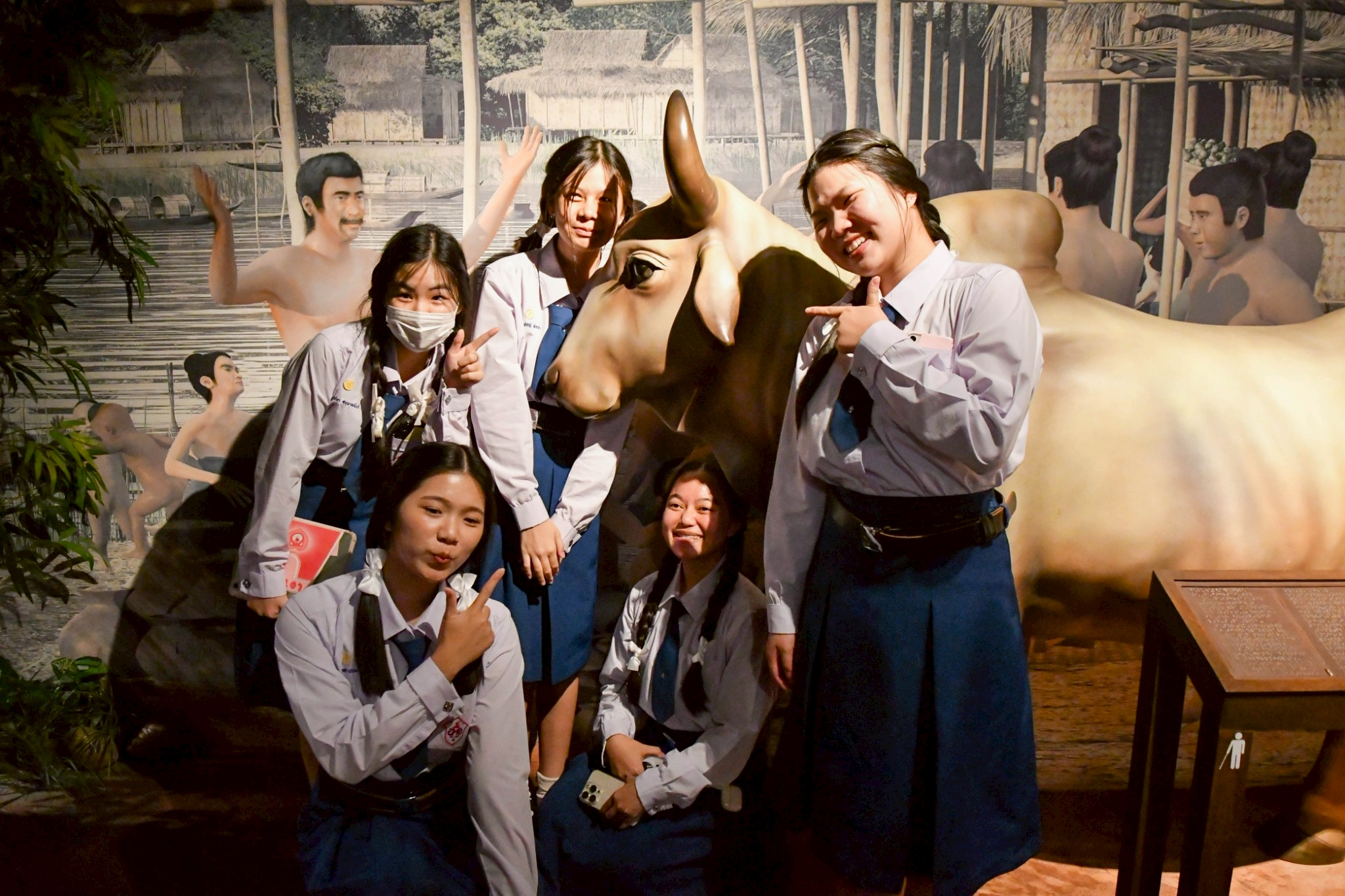 LINE_ALBUM_082268 โรงเรียนอัสสัมชัญคอนแวนต์_250912_7.jpg