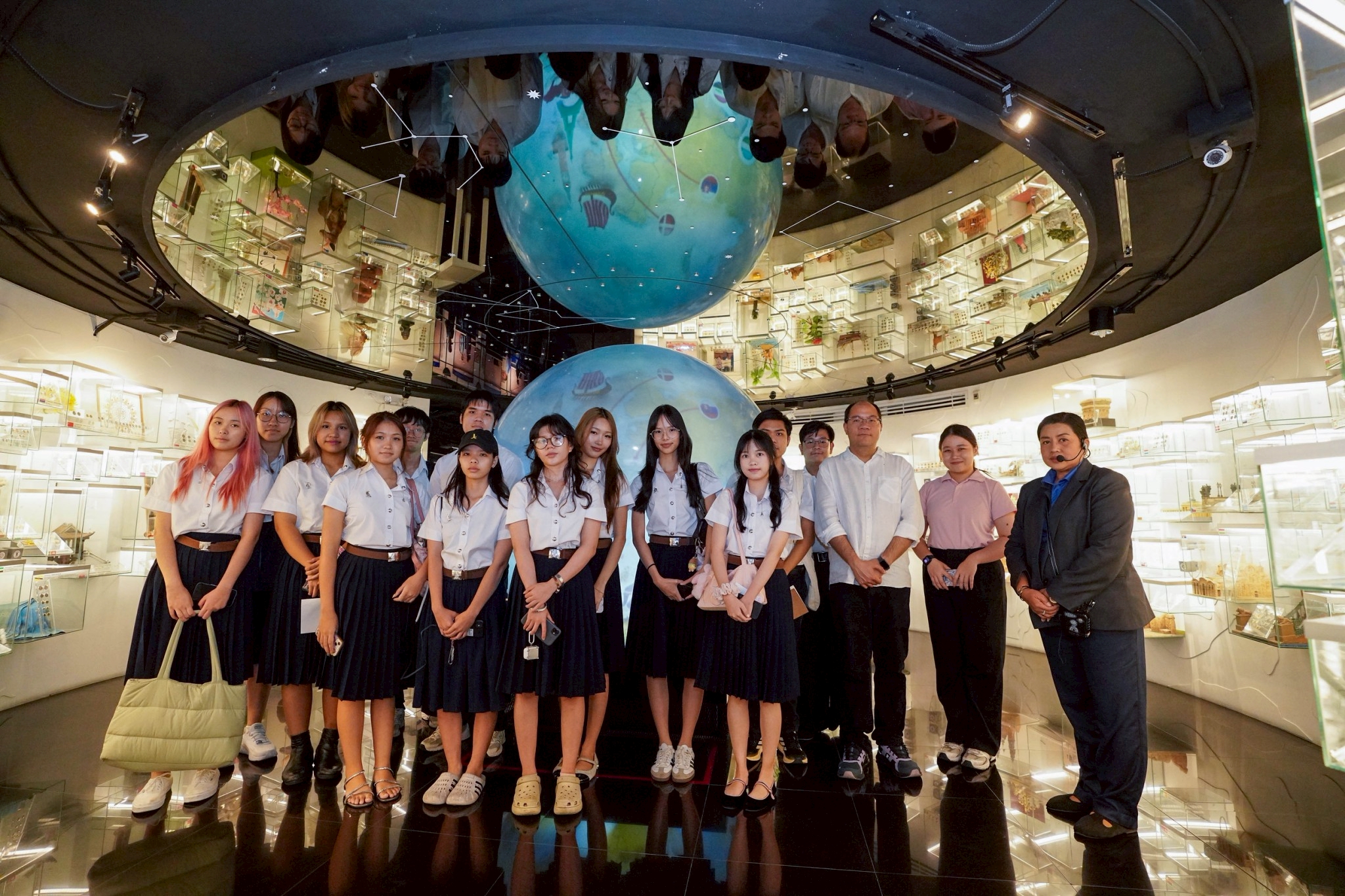 LINE_ALBUM_68-10-09 ภาควิชาบรรณารักษ์ศาสตร์ อักษรศาสต_13.jpg