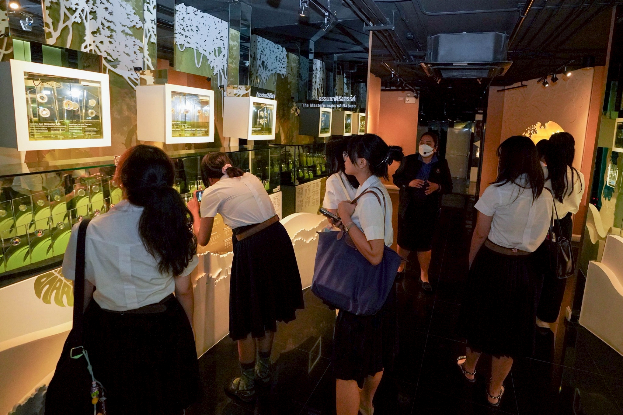 LINE_ALBUM_68-10-09 ภาควิชาบรรณารักษ์ศาสตร์ อักษรศาสต_2.jpg