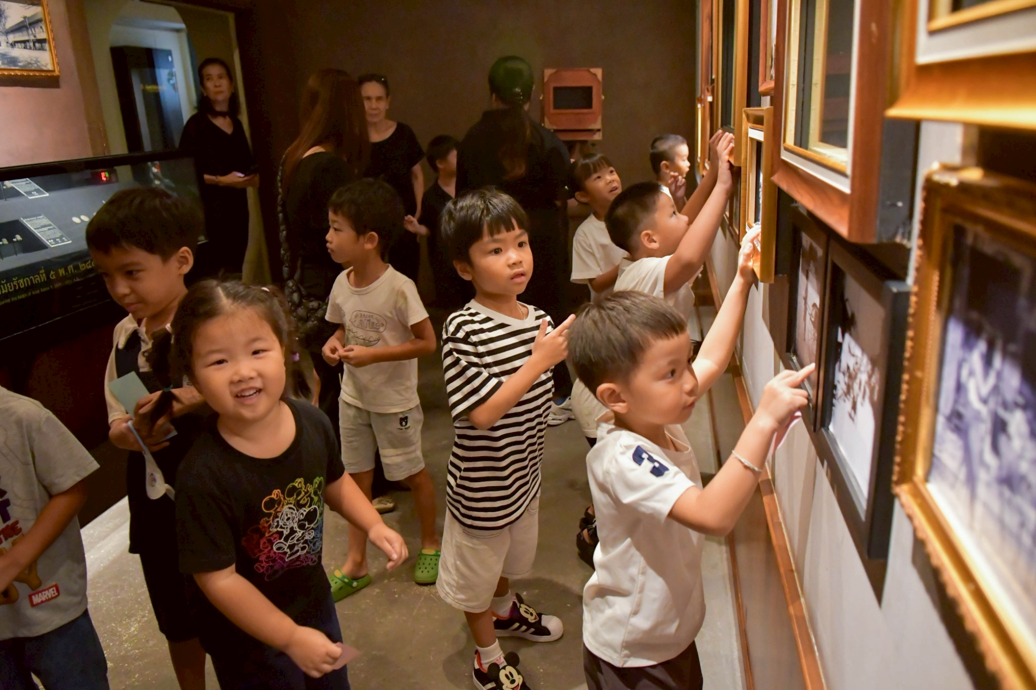 LINE_ALBUM_103068 โรงเรียนอนุบาลสร้างสรรค์_251104_12.jpg