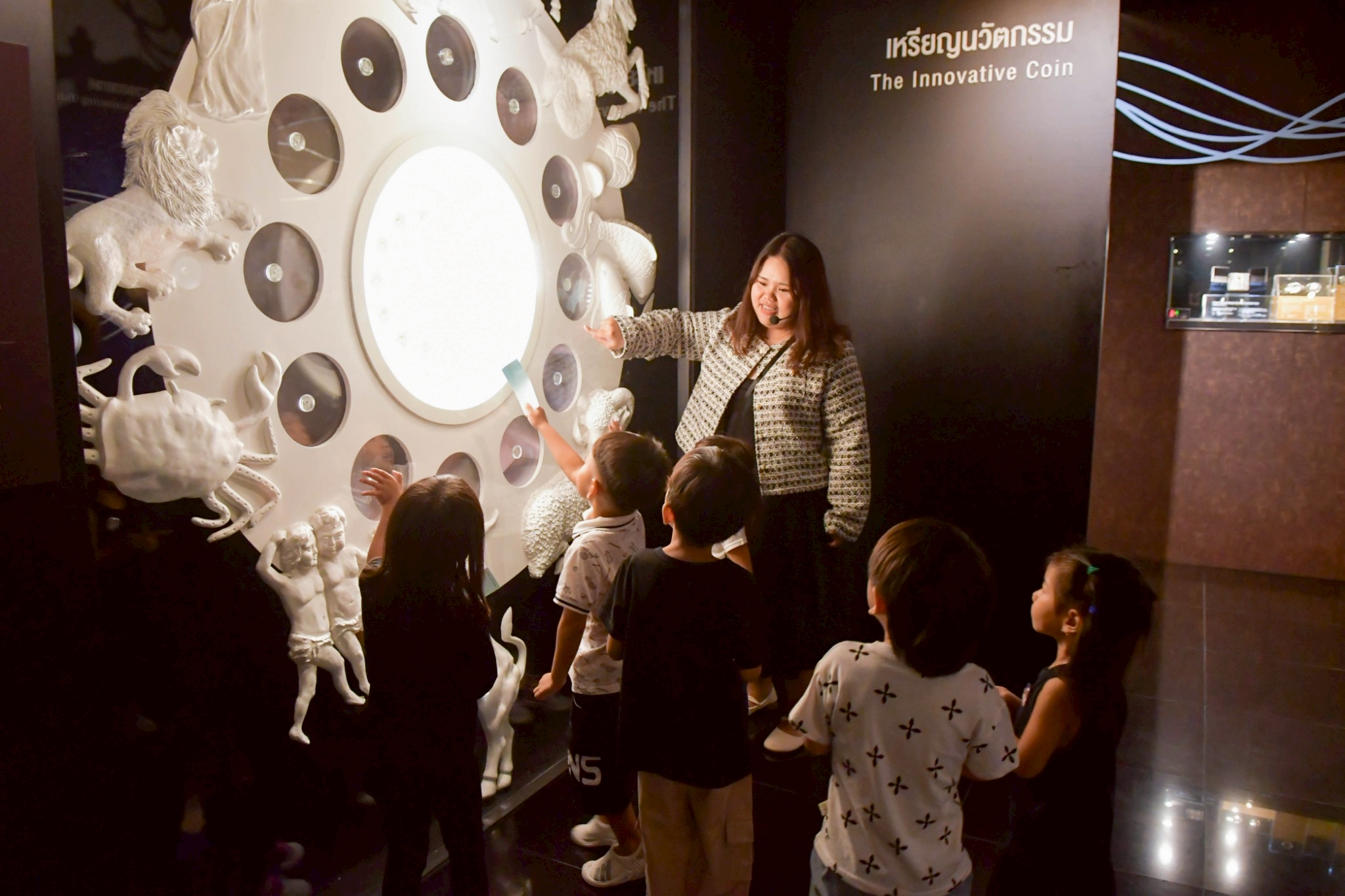 LINE_ALBUM_103068 โรงเรียนอนุบาลสร้างสรรค์_251104_6.jpg