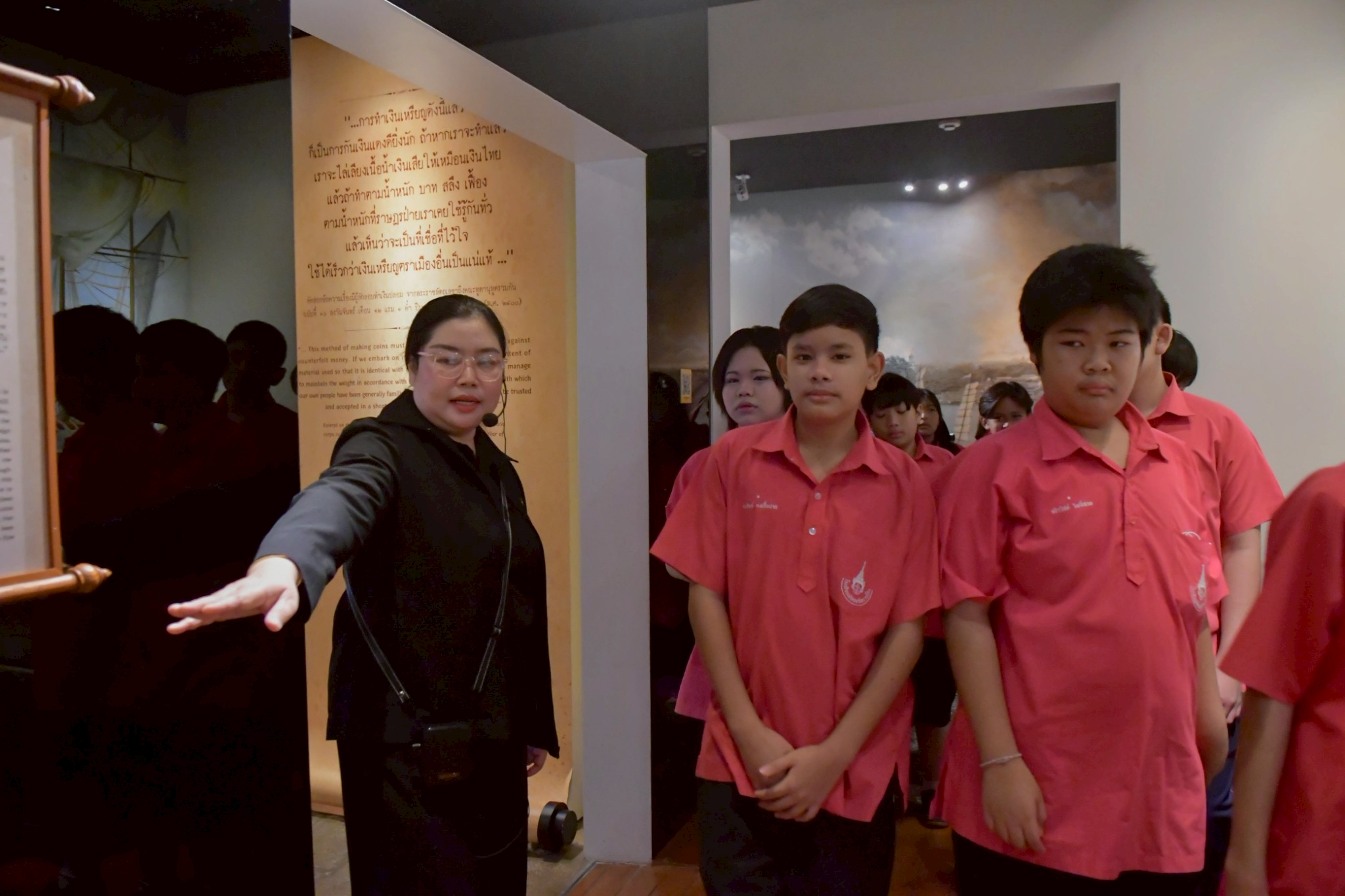 LINE_ALBUM_060269 โรงเรียนวันนายโรง_260209_7.jpg