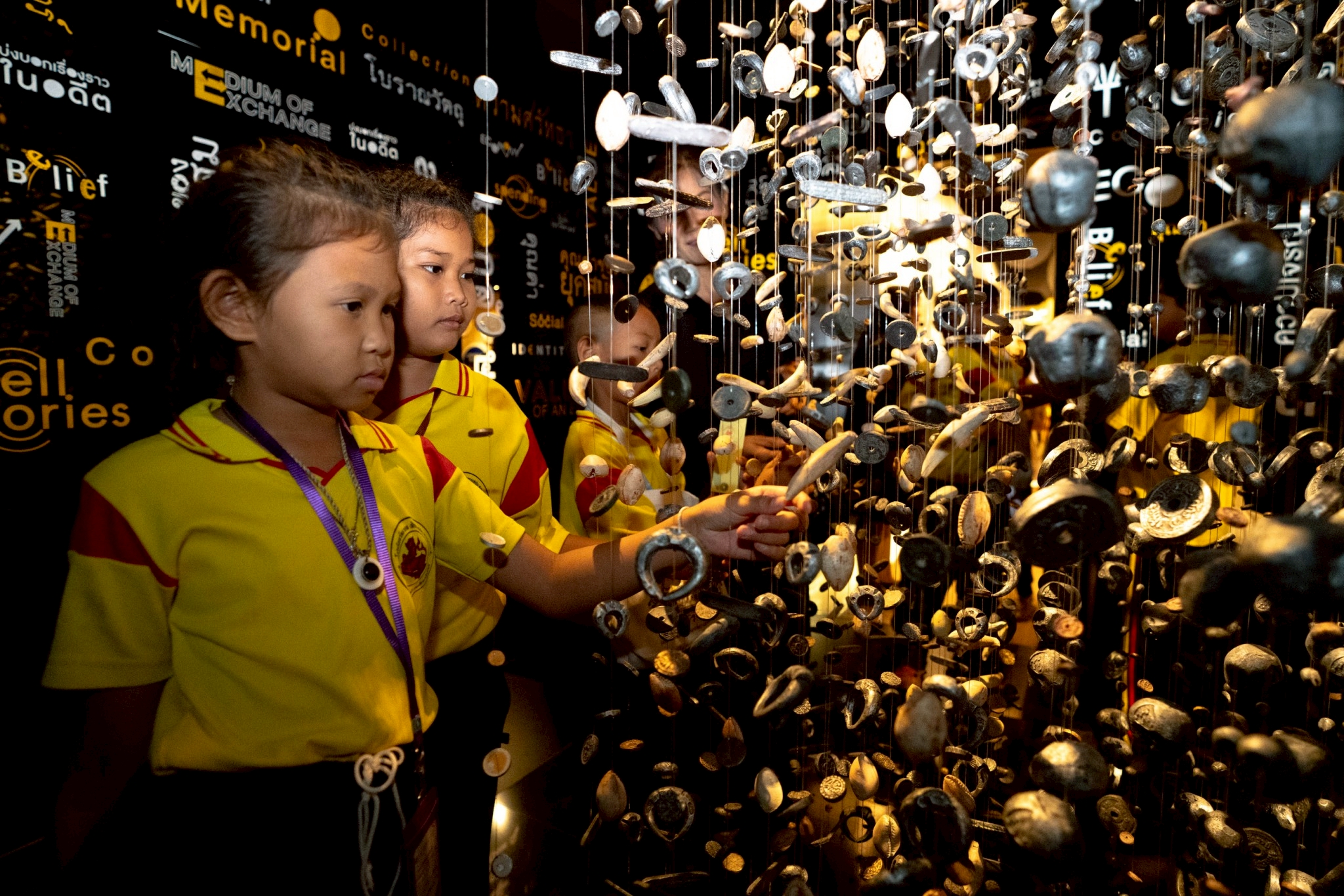 LINE_ALBUM_060369  อบจ สิงห์บุรี_260312_4.jpg