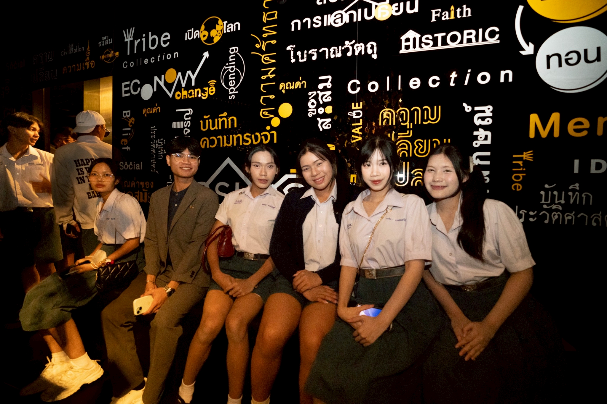 LINE_ALBUM_050369รร.กาฬสินธุ์พิทยาสรรพ์_260312_4.jpg