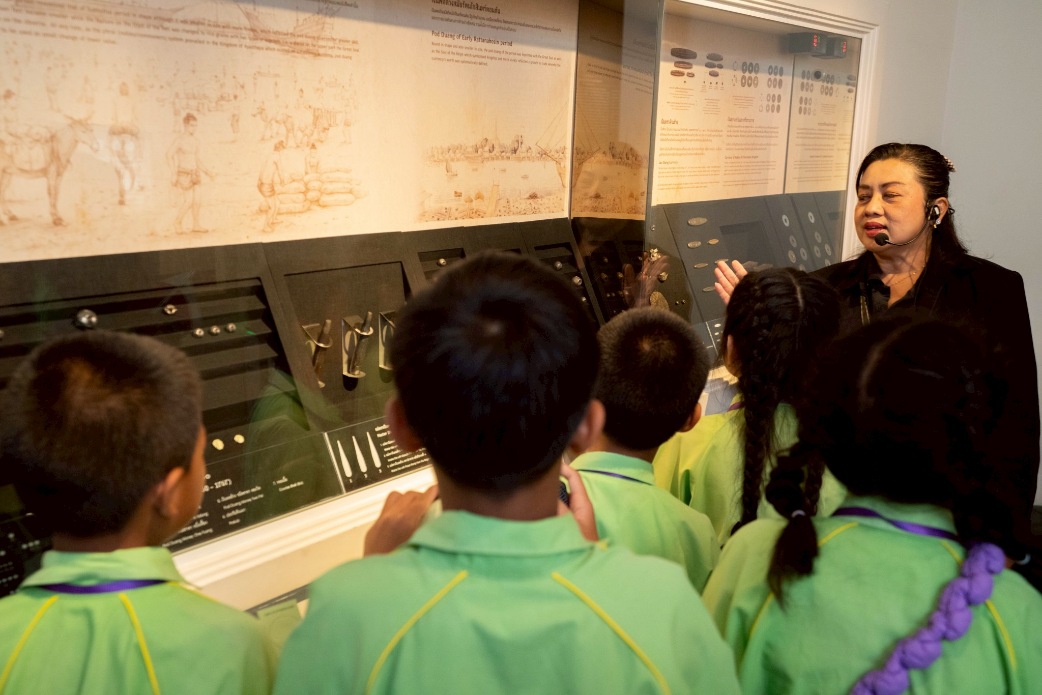 LINE_ALBUM_060369  อบจ สิงห์บุรี_260312_9.jpg