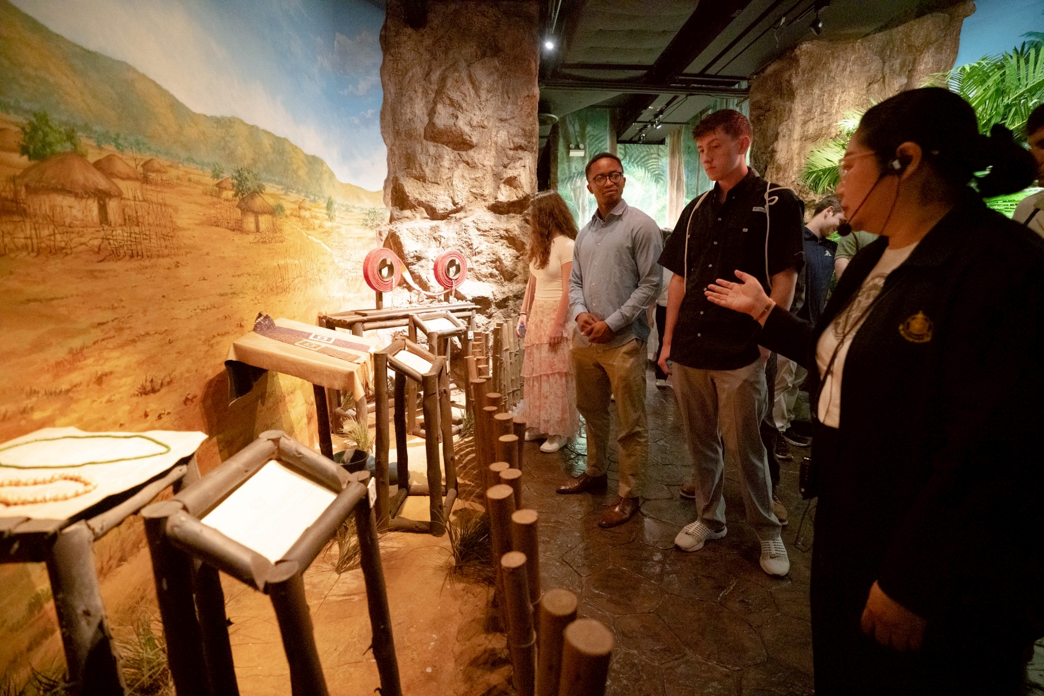 LINE_ALBUM_69-03-27 วิทยาลัยนานาชาติ ม.บูรพา_260401_6.jpg