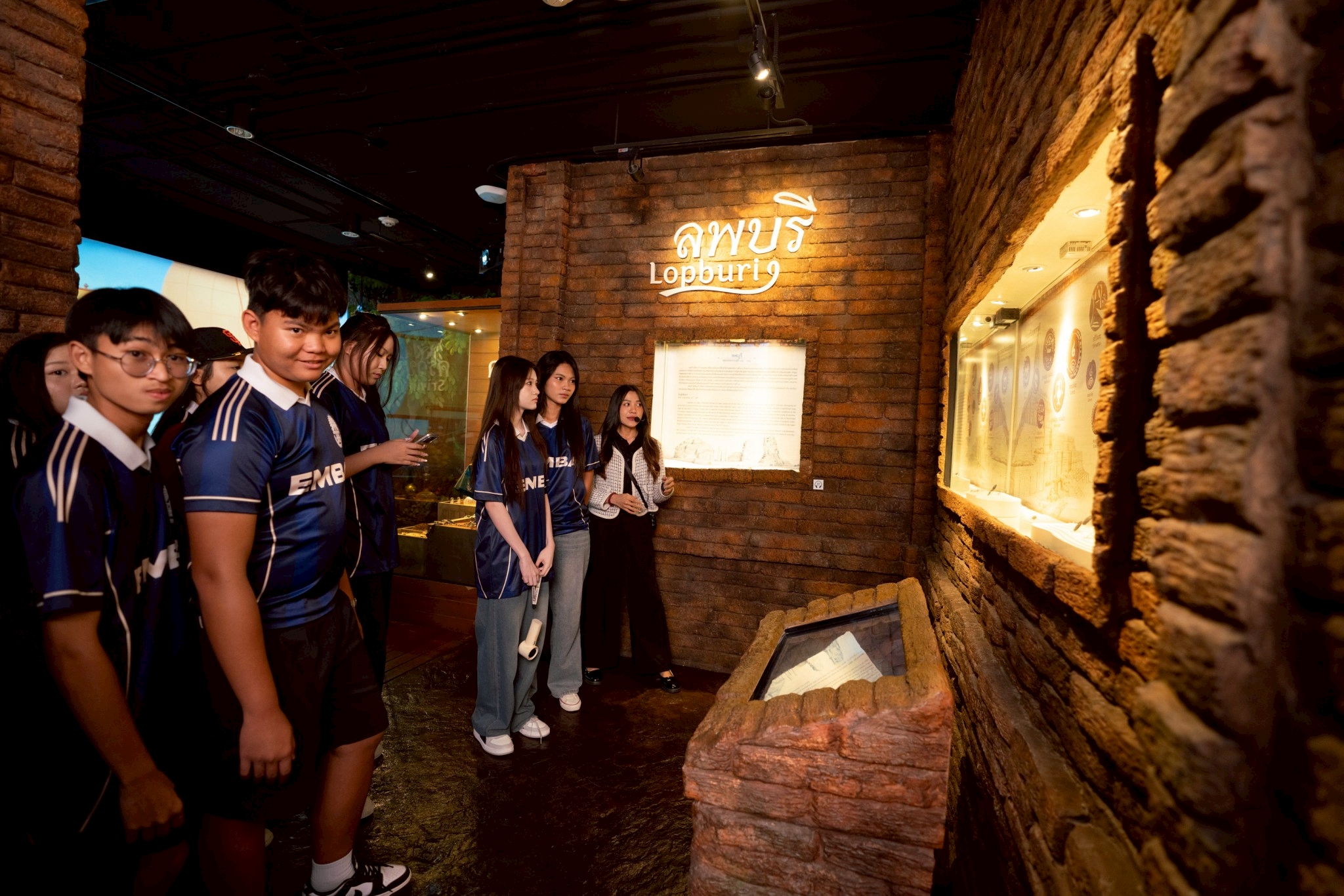 LINE_ALBUM_26-03-69 รรบางปะกอก_260410_5.jpg