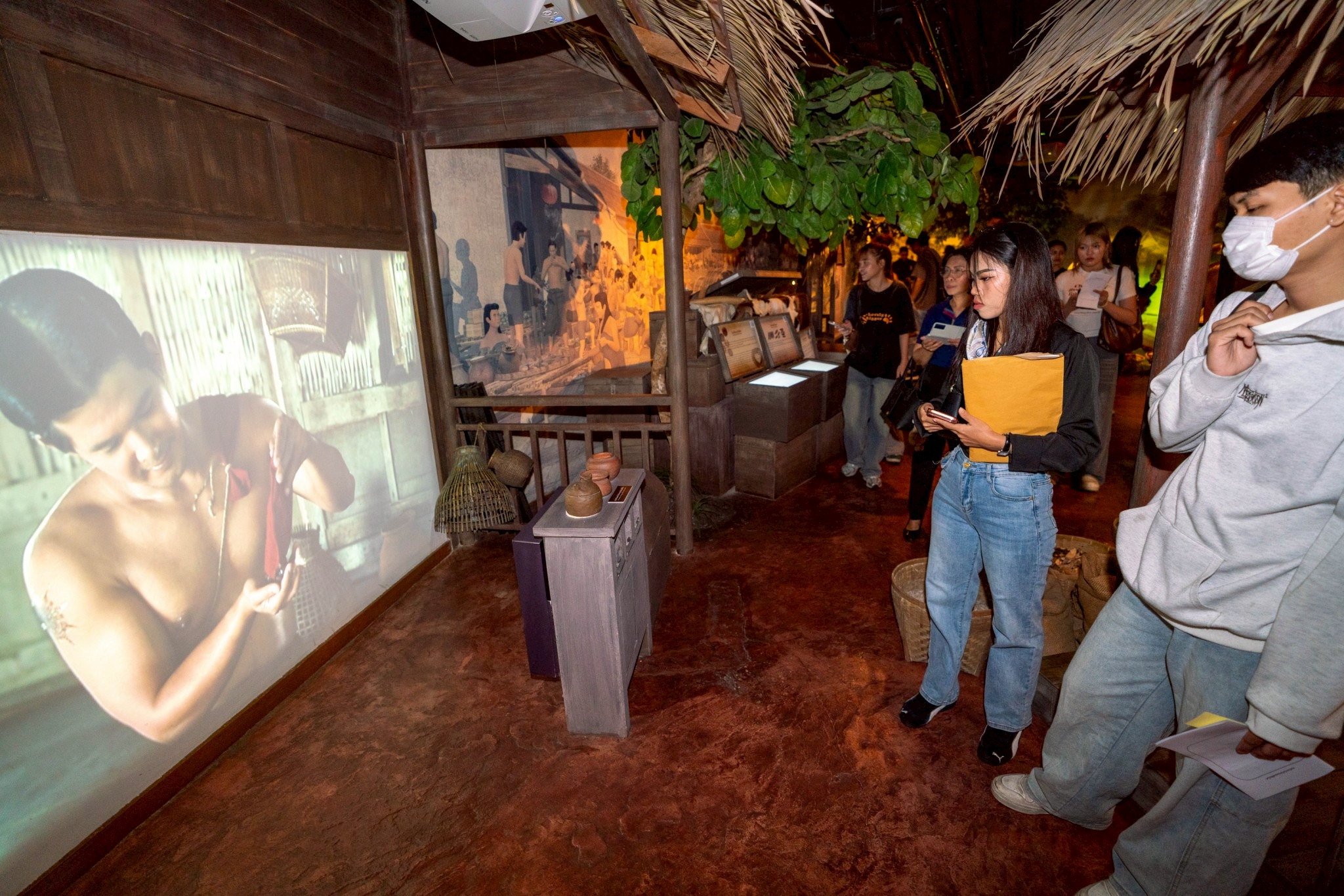 LINE_ALBUM_69-03-27 ศูนย์การเรียนรู้ระดับเขต ราชเทวี_2604.5.jpg