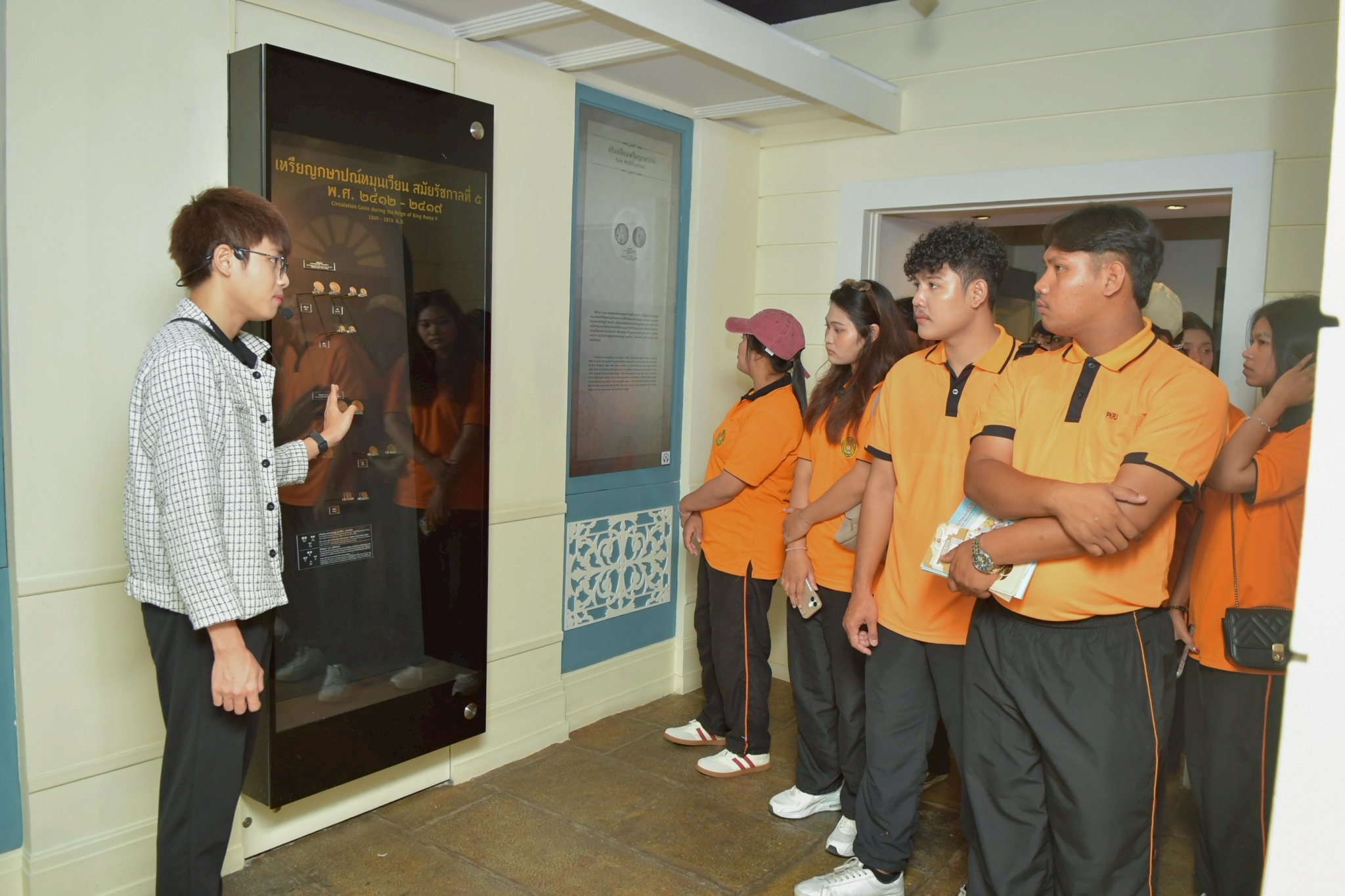 LINE_ALBUM_050569 มหาสิทยาลัยราชภัฏภูเก็ต_260506_7.jpg