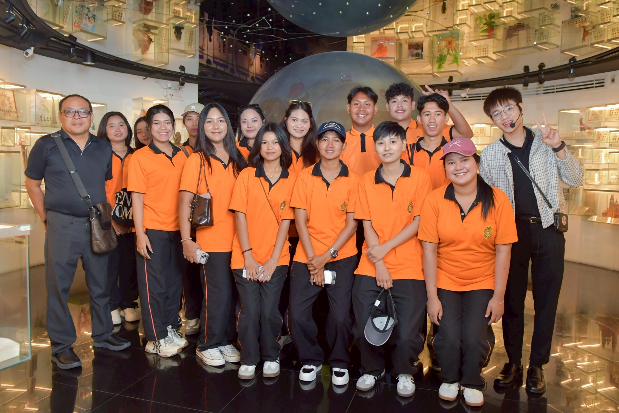 LINE_ALBUM_050569 มหาสิทยาลัยราชภัฏภูเก็ต_260506_5.jpg