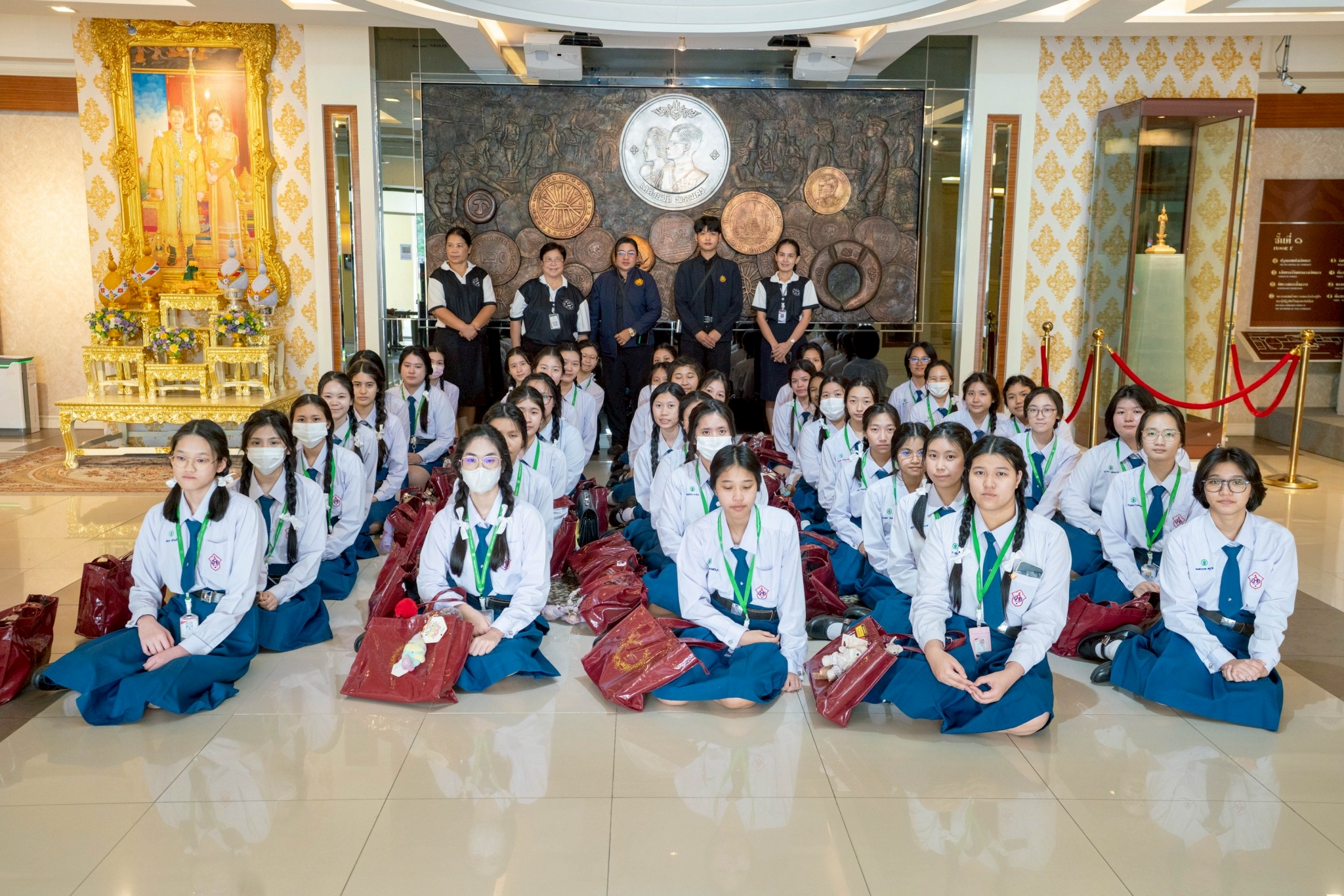LINE_ALBUM_170769โรงเรียนอัสสัมชัญคอนแวนต์_260720_7.jpg