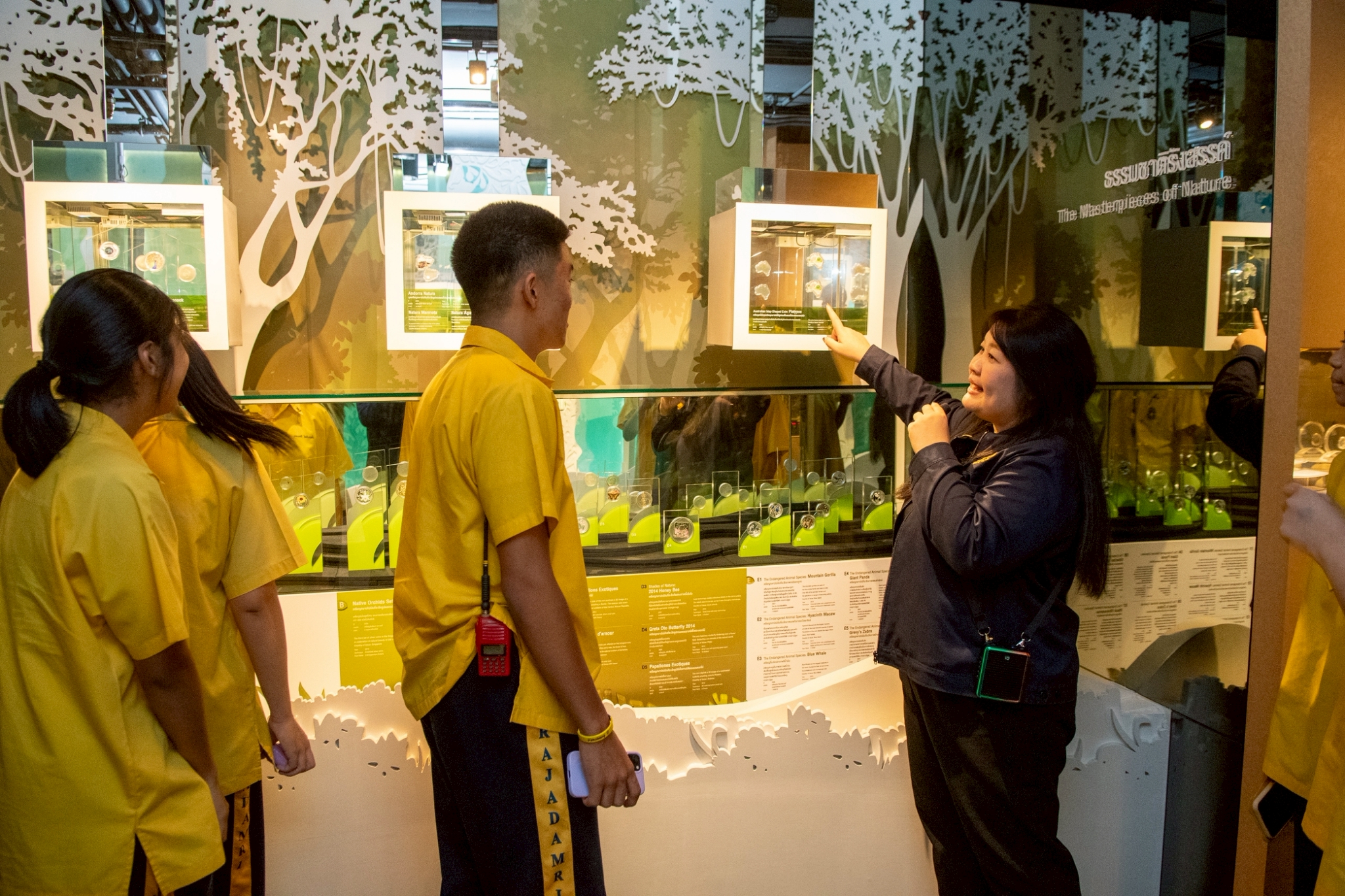 LINE_ALBUM_030769 โรงเรียนราชดำริ_260708_9.jpg
