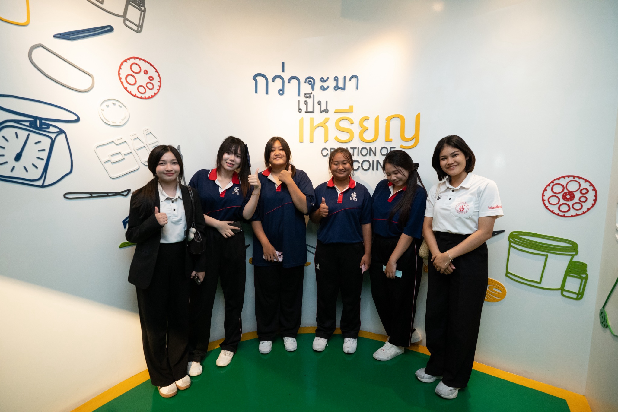 LINE_ALBUM_19082569 วิทยาลัยเทคโนโลยีสว่างบริบูรณ์ พั_2.8.jpg