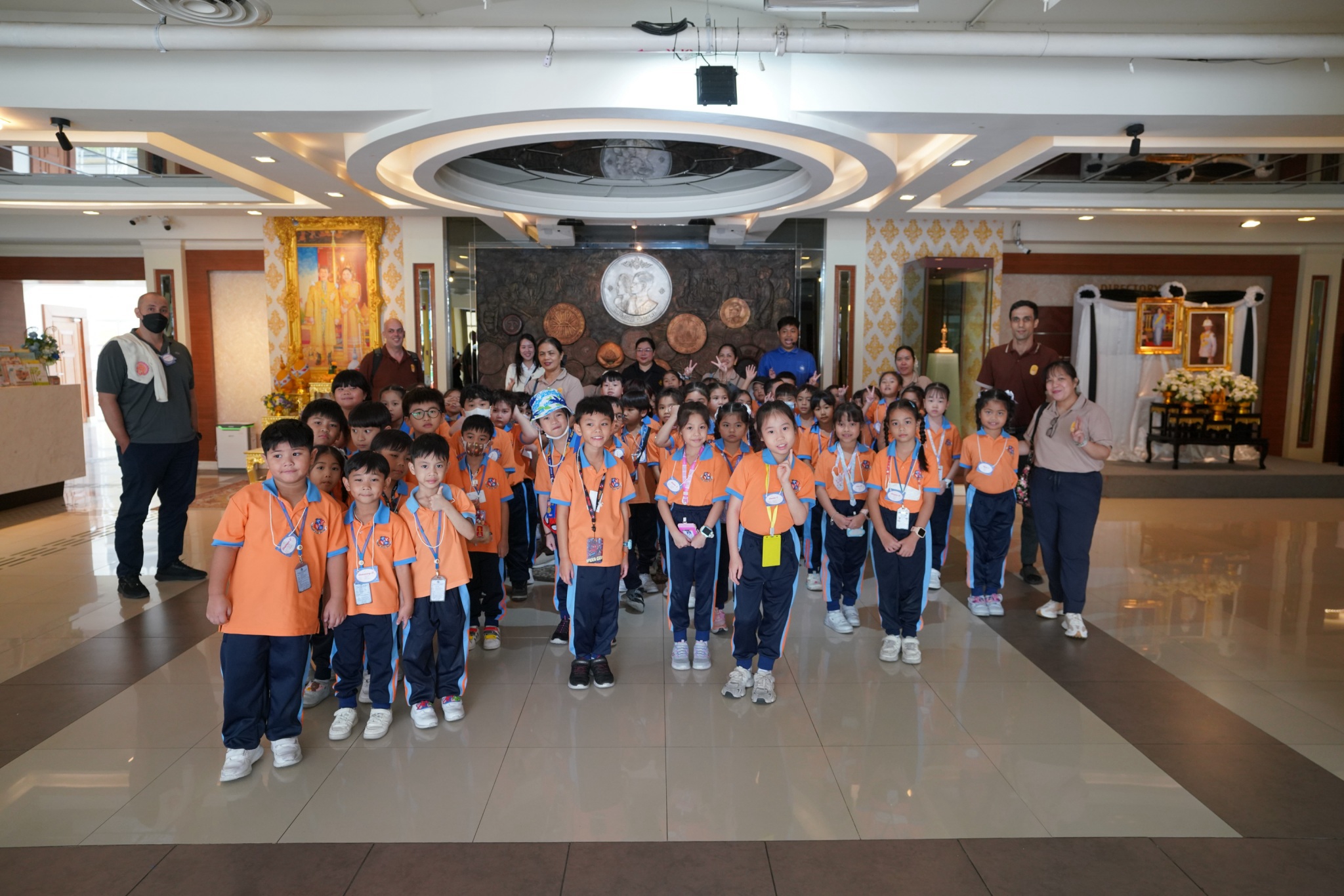 LINE_ALBUM_110969 โรงเรียนสารสาสน์วิเทศนิ_260914_13.jpg