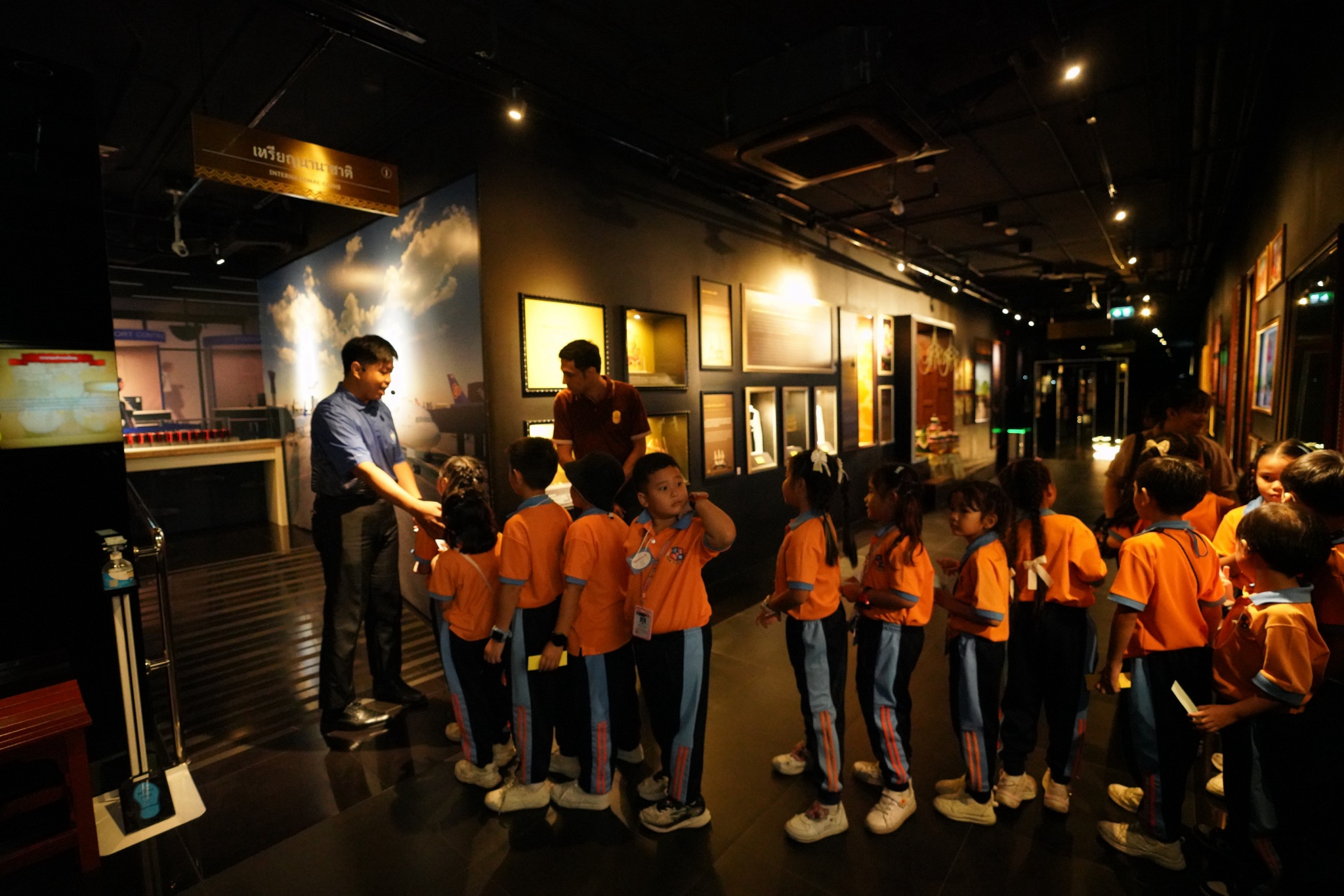 LINE_ALBUM_110969 โรงเรียนสารสาสน์วิเทศนิ_260914_14.jpg