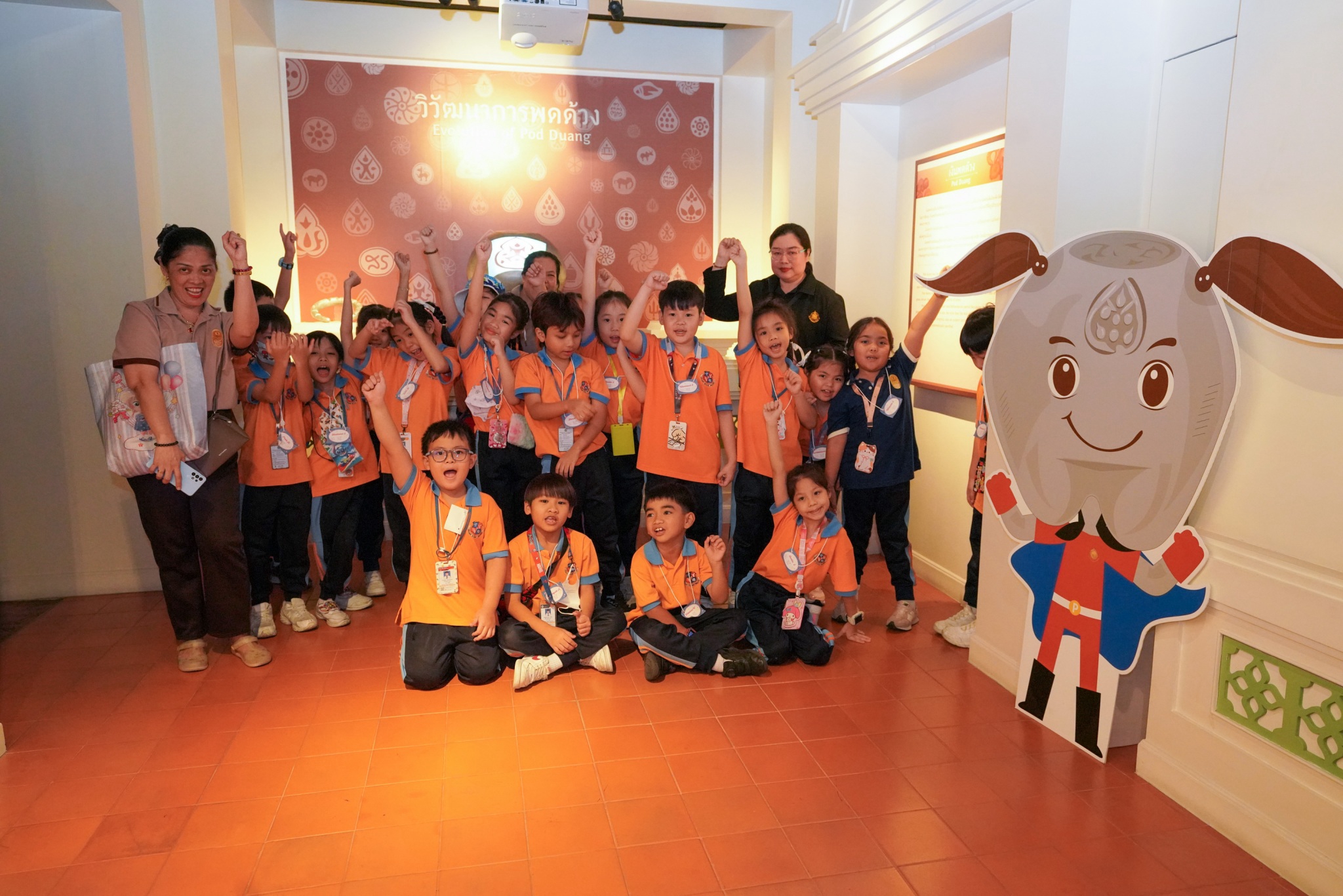 LINE_ALBUM_110969 โรงเรียนสารสาสน์วิเทศนิ_260914_11.jpg