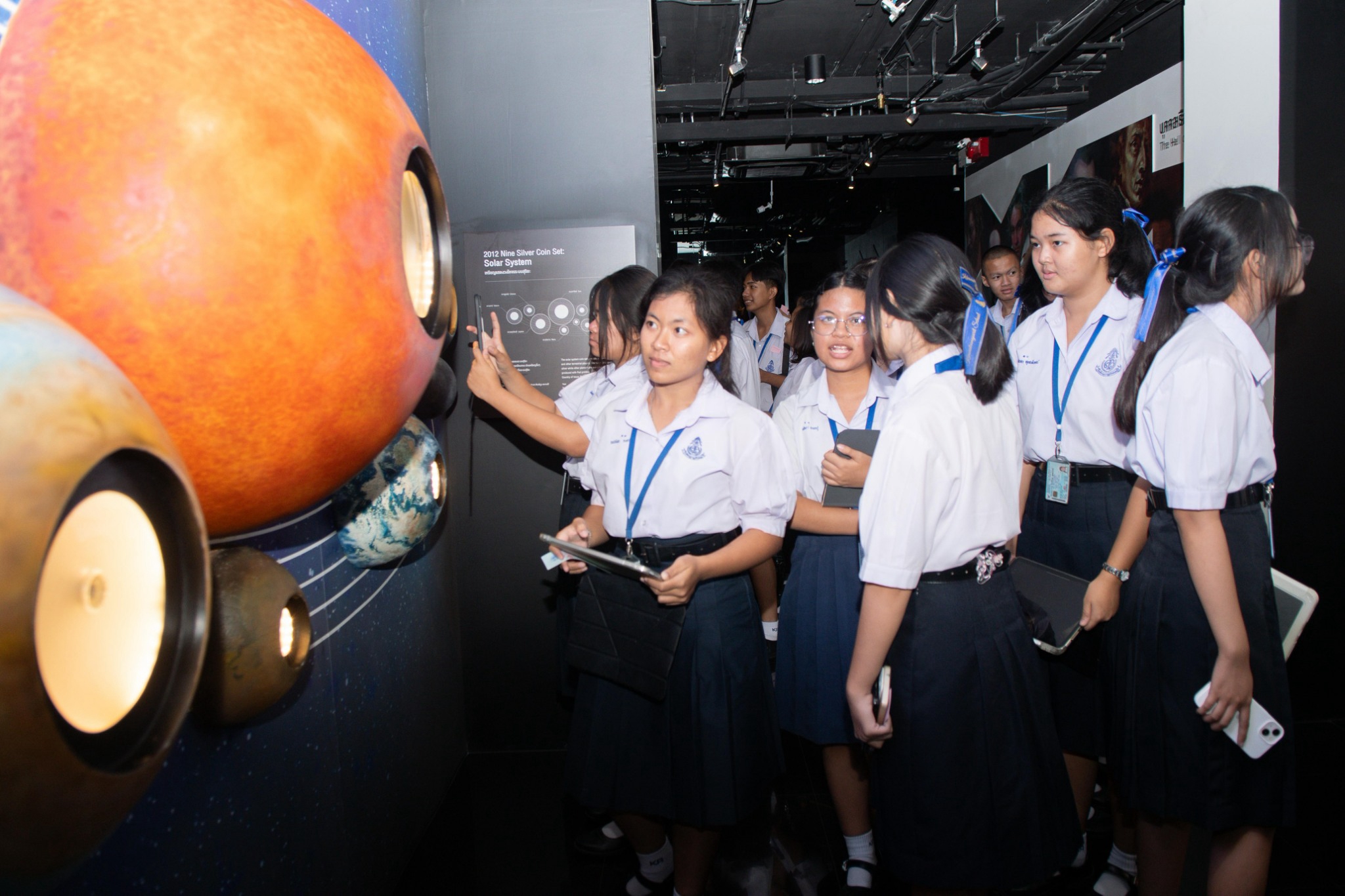 LINE_ALBUM_090969 คุรุราษร์รังสฤษฎ์_260914_6.jpg