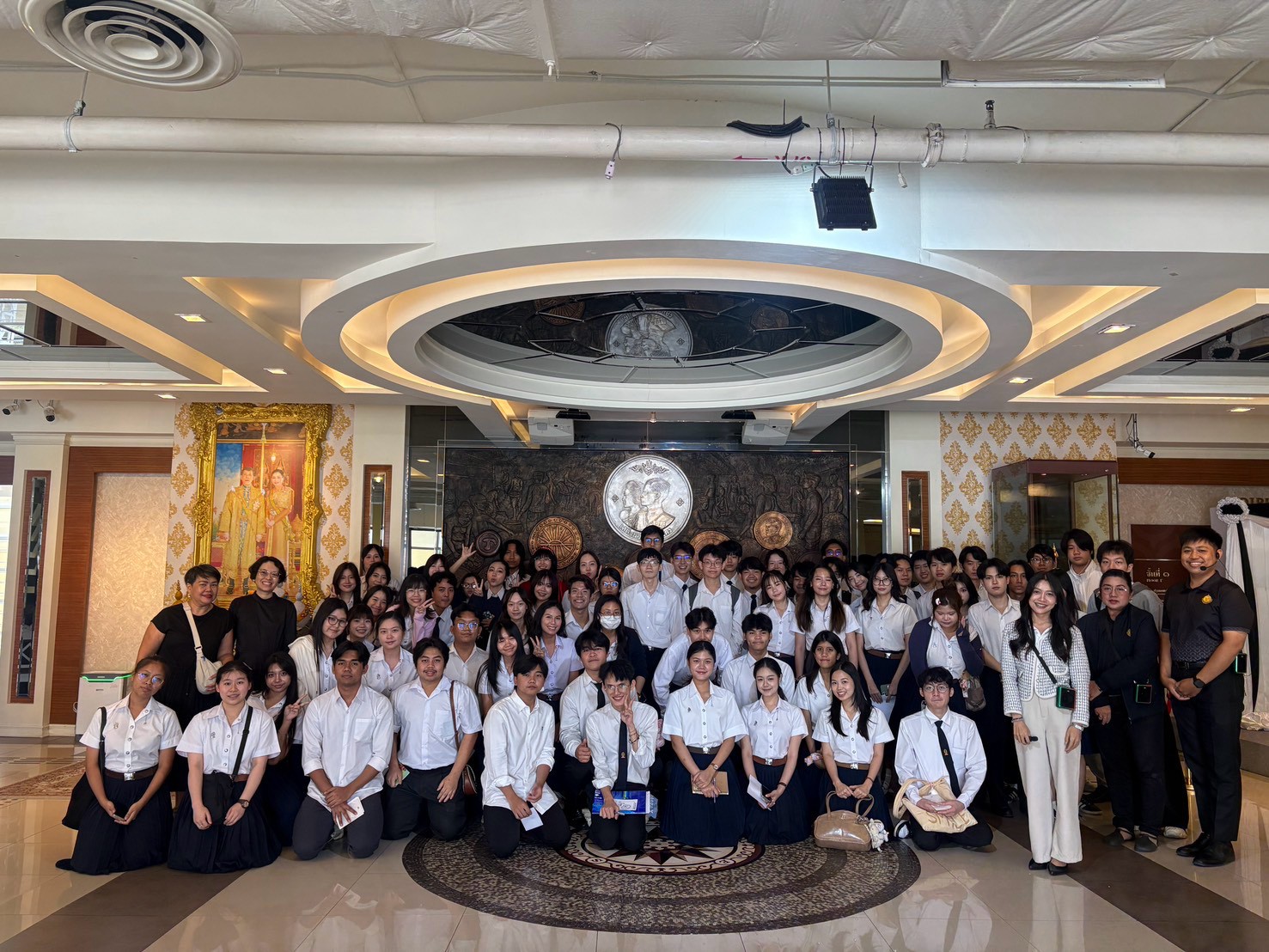 LINE_ALBUM_คณะอักษรฯ จุฬาลงกรณ์_261020_7.jpg