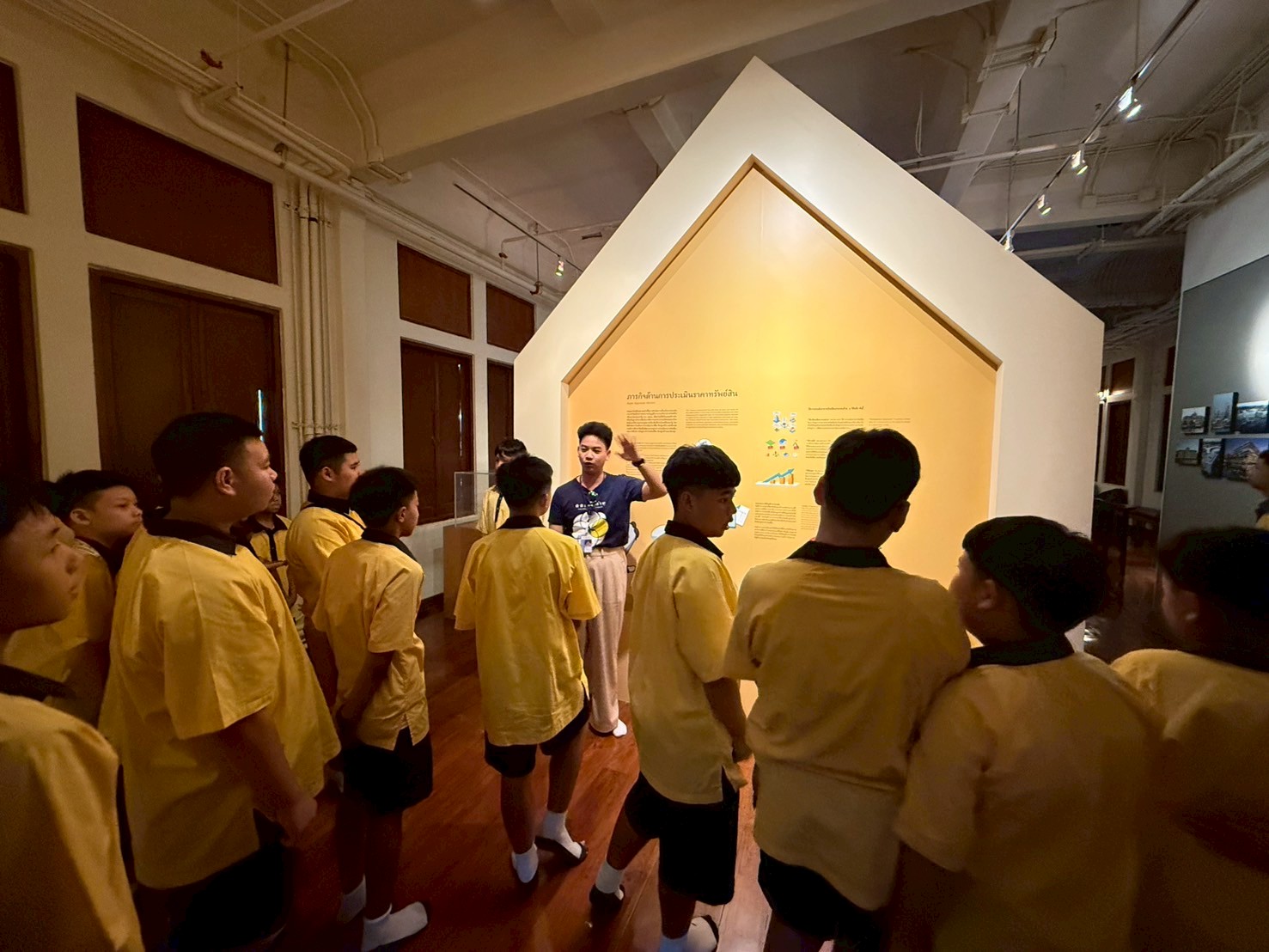 LINE_ALBUM_คณะเดือนกันยา68_250910_3.jpg