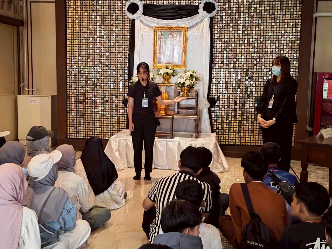 LINE_ALBUM_คณะเดือนพฤศจิกายน 68_251116_1.jpg