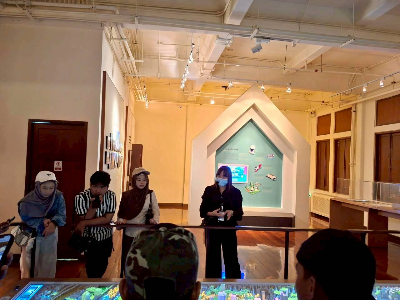 LINE_ALBUM_คณะเดือนพฤศจิกายน 68_251116_7.jpg