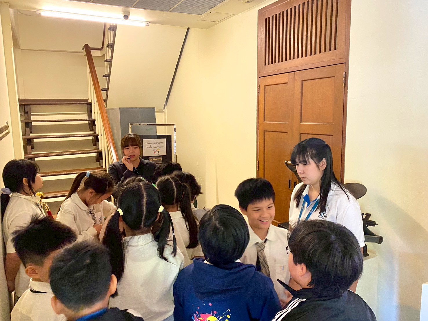 LINE_ALBUM_คณะเดือนพฤศจิกายน 68_251129_3.jpg