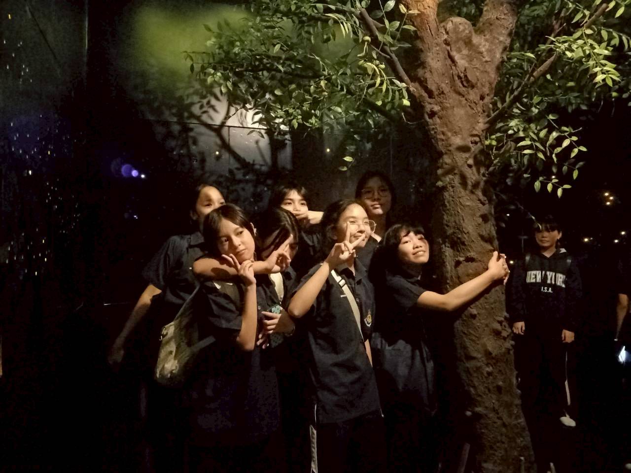 LINE_ALBUM_คณะธ.ค. 68_251211_9.jpg