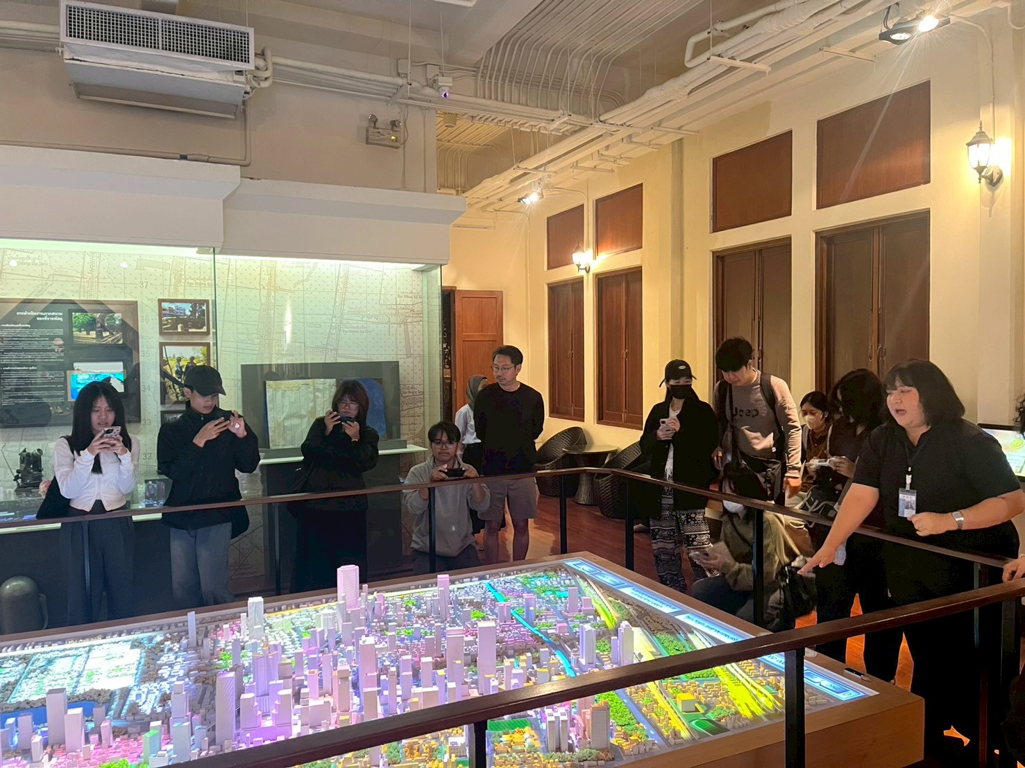 LINE_ALBUM_คณะธ.ค. 68_251211_3.jpg