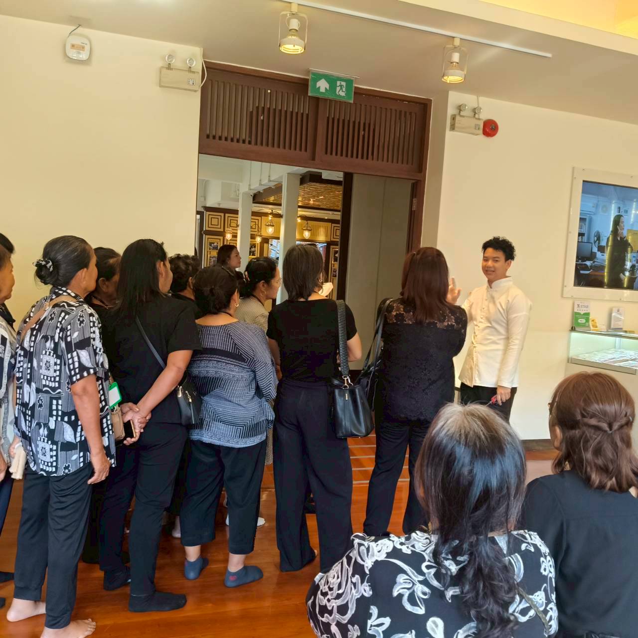 LINE_ALBUM_คณะเดือนมกราคม 69_260109_8.jpg