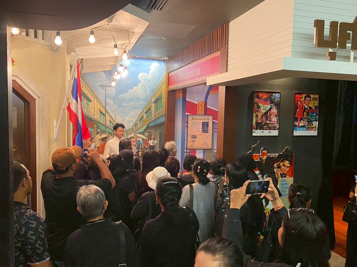 LINE_ALBUM_คณะเดือนมกราคม 69_260109_3.jpg