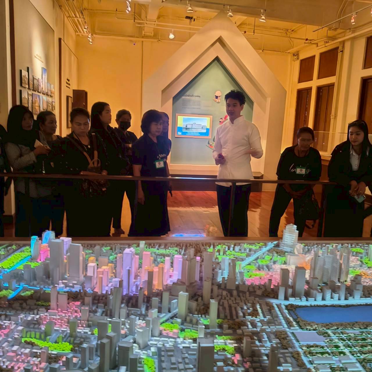 LINE_ALBUM_คณะเดือนมกราคม 69_260109_7.jpg