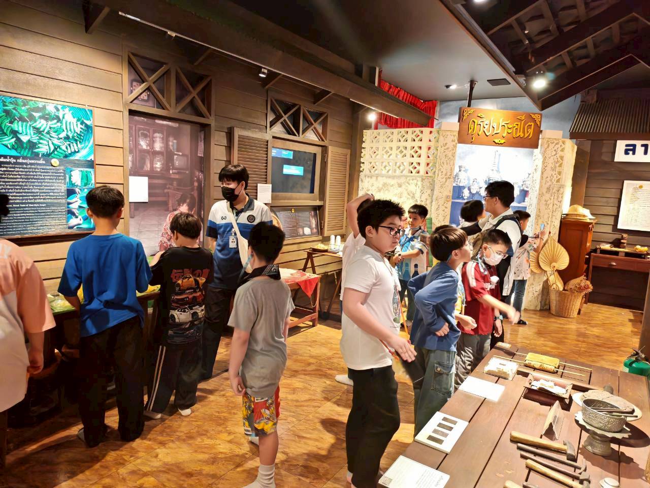 LINE_ALBUM_คณะ มี.ค. 69_260326_6.jpg