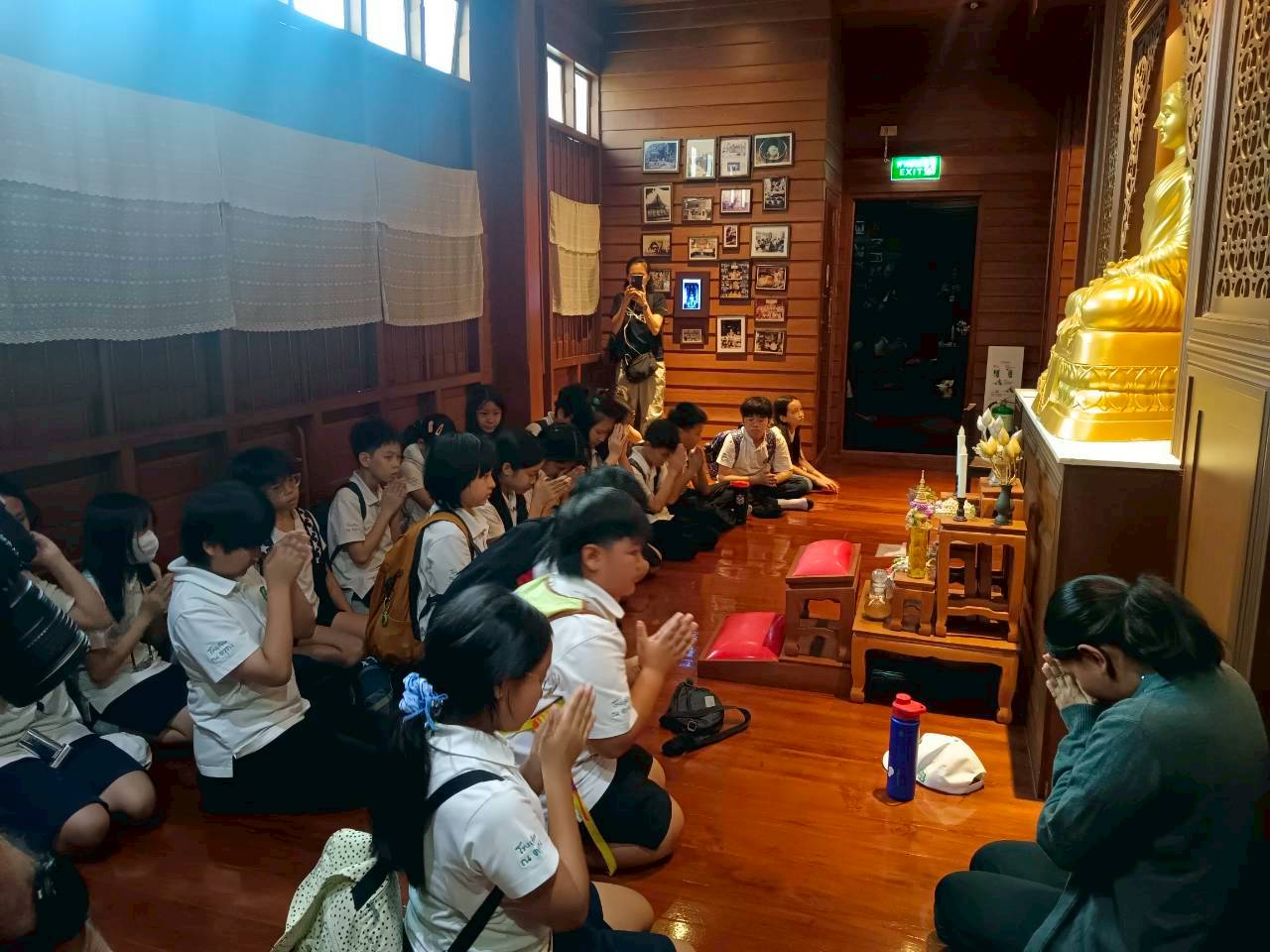 LINE_ALBUM_คณะ มิย 69_260610_2.jpg