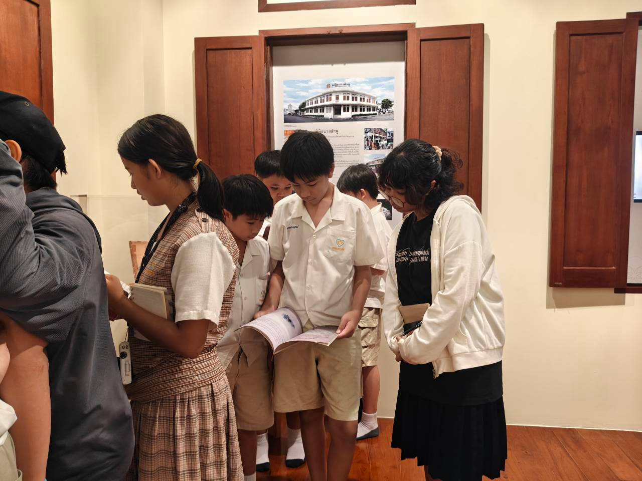 LINE_ALBUM_หมู่คณะ ต.ค. 69_261030_1.jpg