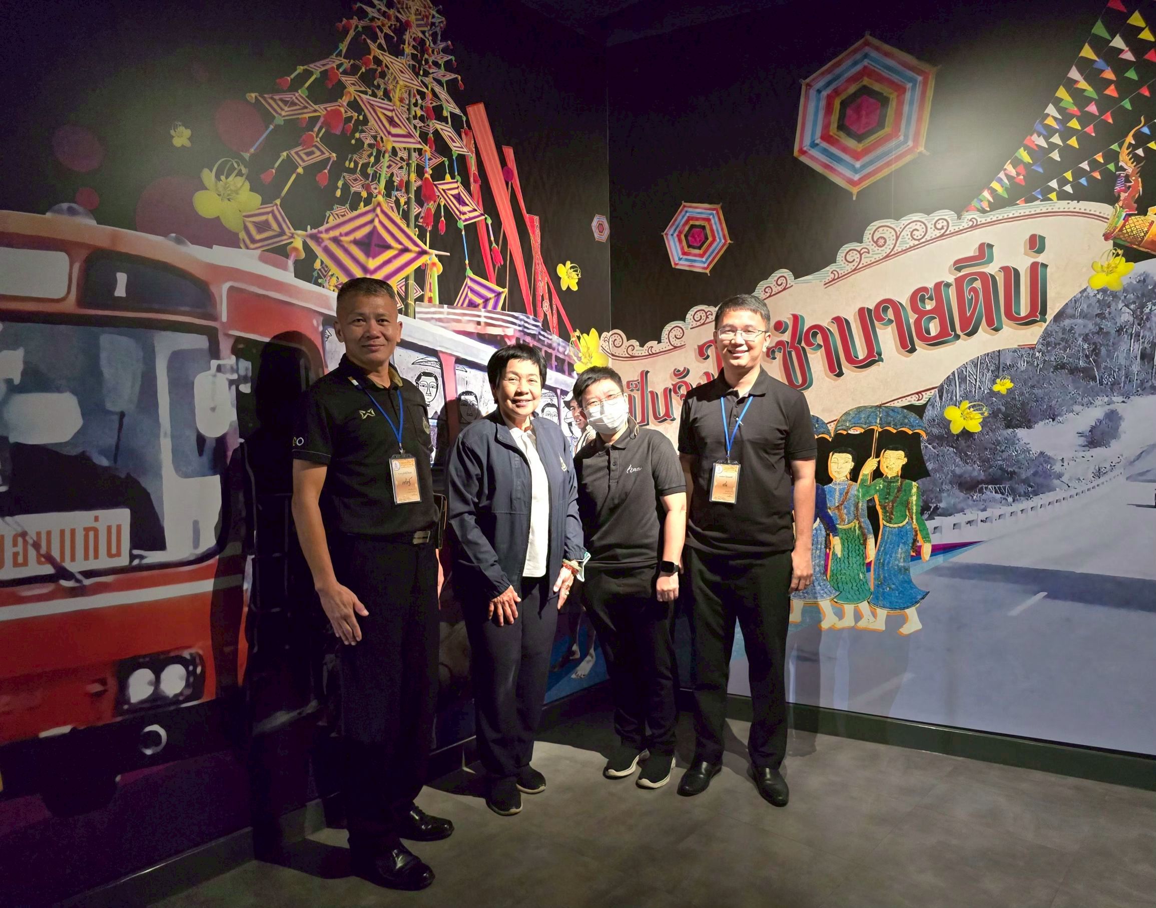 LINE_ALBUM_คณะ พฤศจิกายน_251111_16.jpg