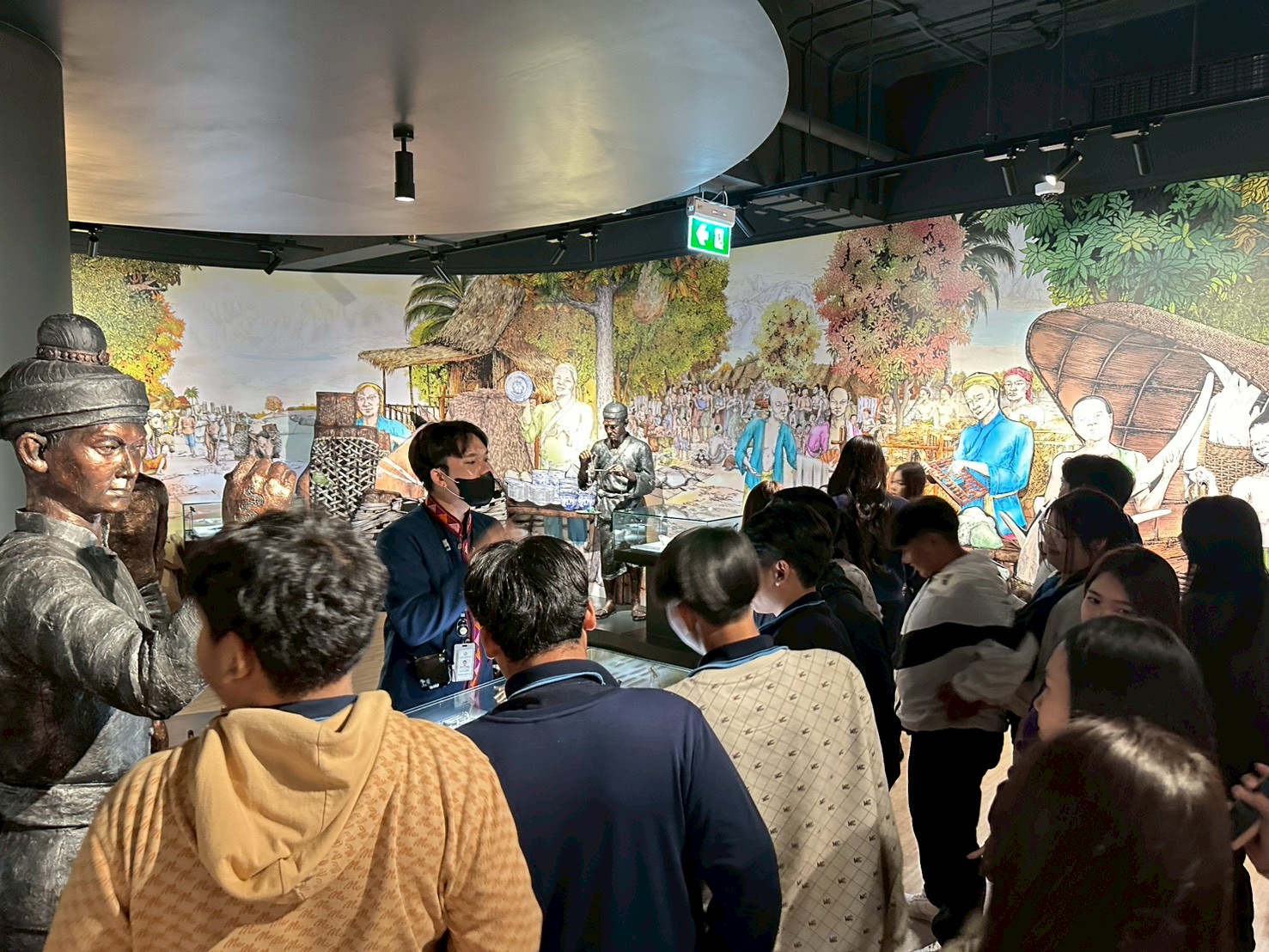 LINE_ALBUM_คณะ พฤศจิกายน_251125_10.jpg