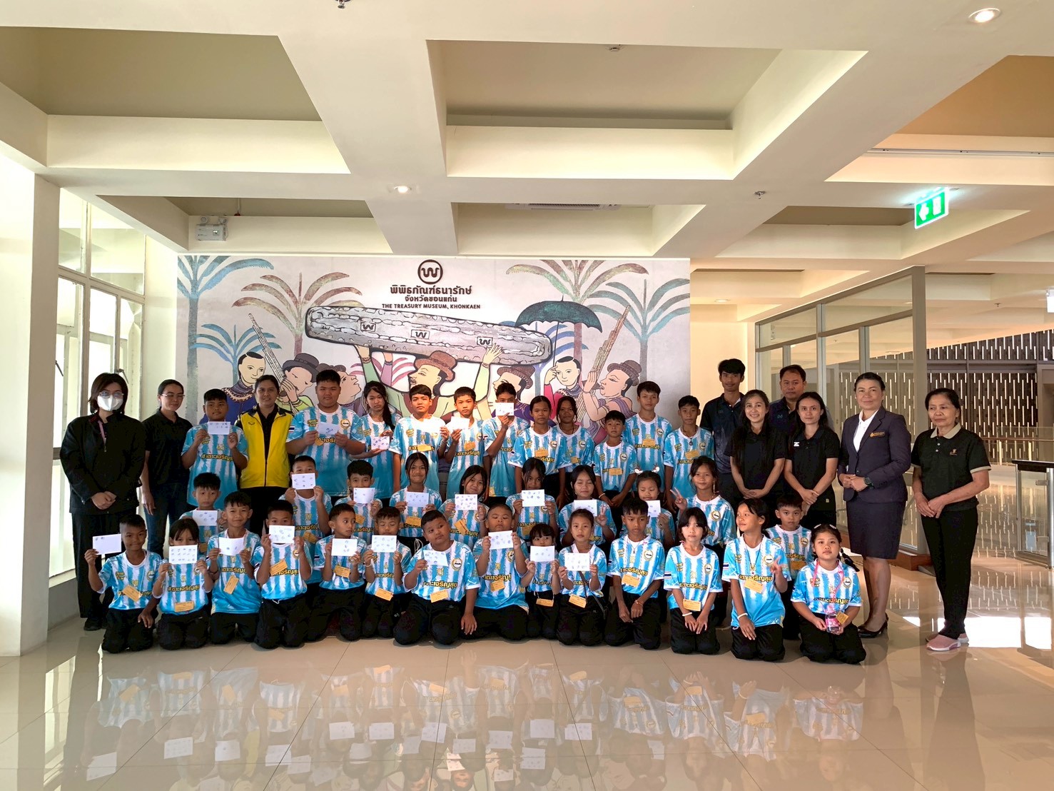 LINE_ALBUM_คณะ ธันวาคม 2568_251209_14.jpg