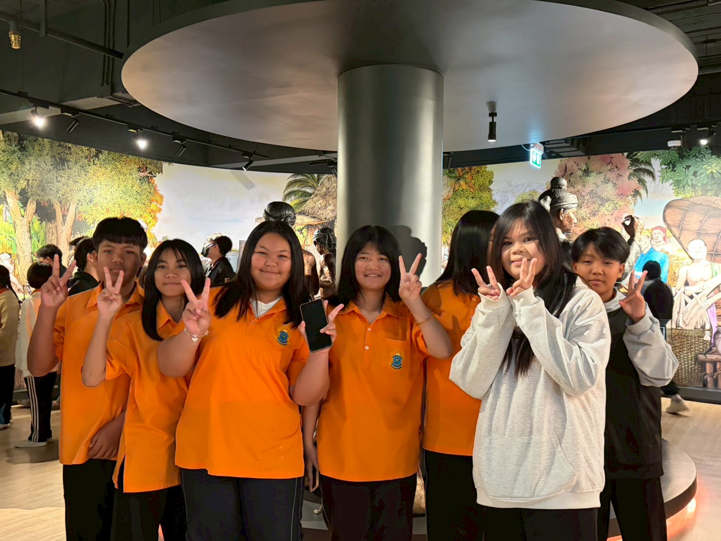 LINE_ALBUM_คณะ ธันวาคม 2568_251226_21.jpg