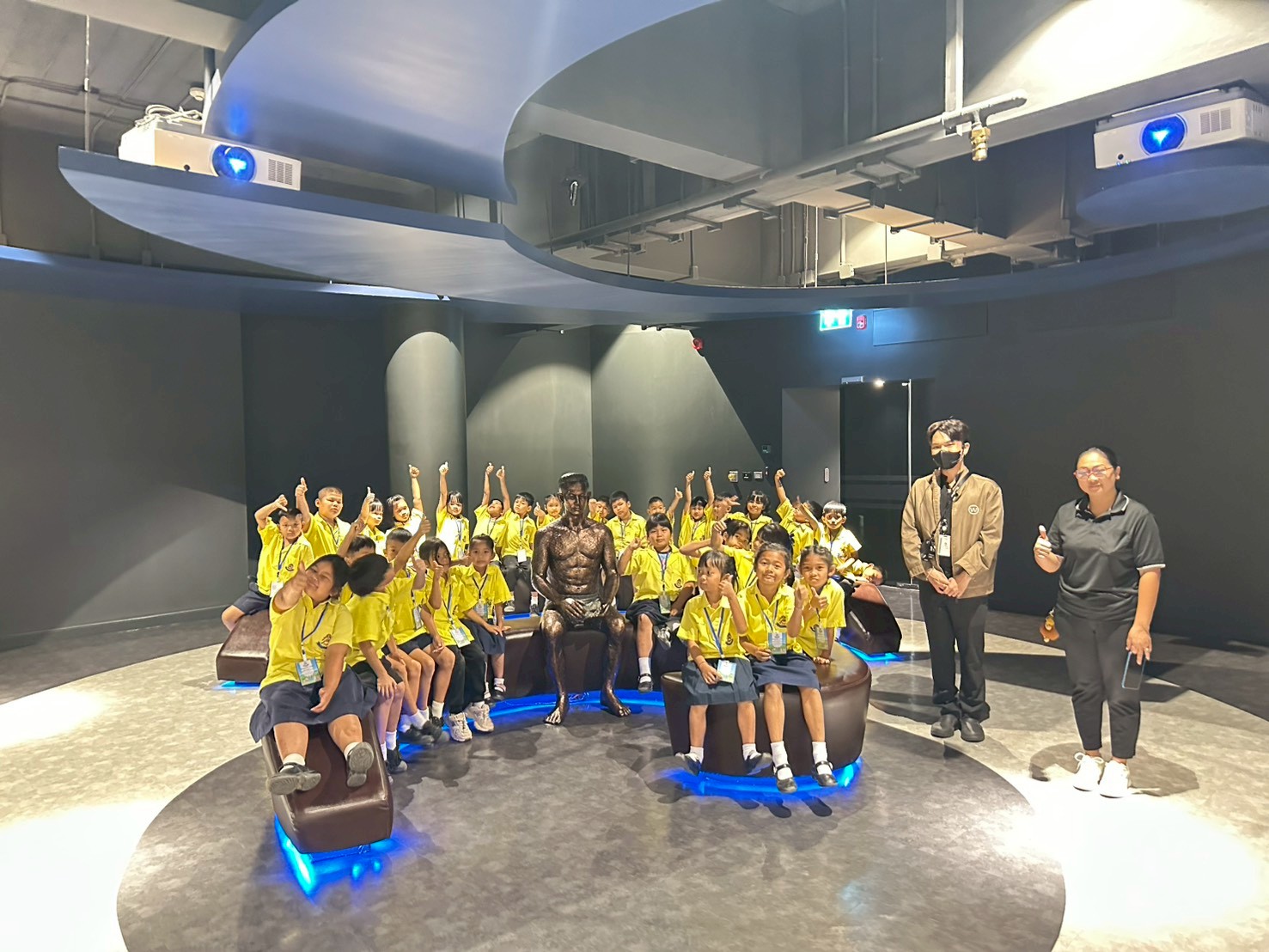 LINE_ALBUM_คณะงดเว้น 69_260213_14.jpg