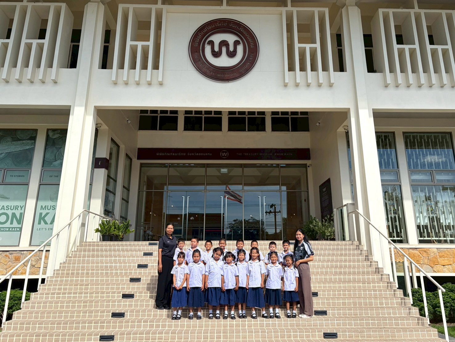LINE_ALBUM_คณะงดเว้น 2_260616_8.jpg