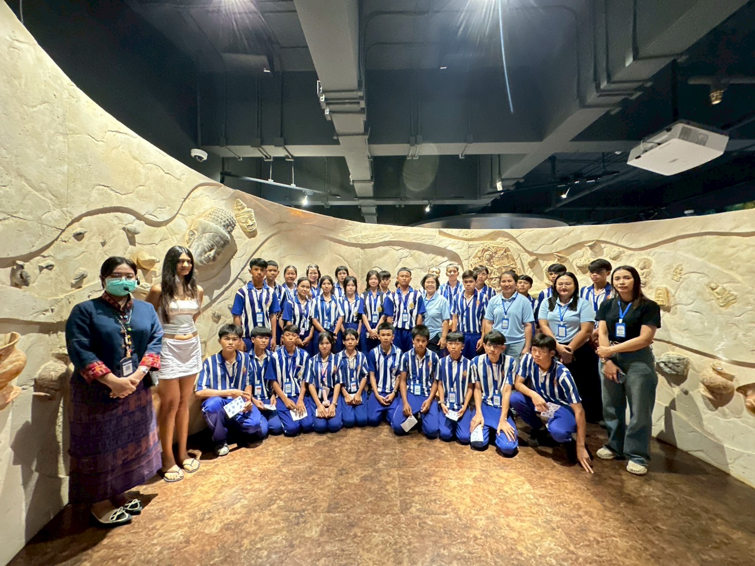 LINE_ALBUM_คณะงดเว้น 2_260714_1.jpg