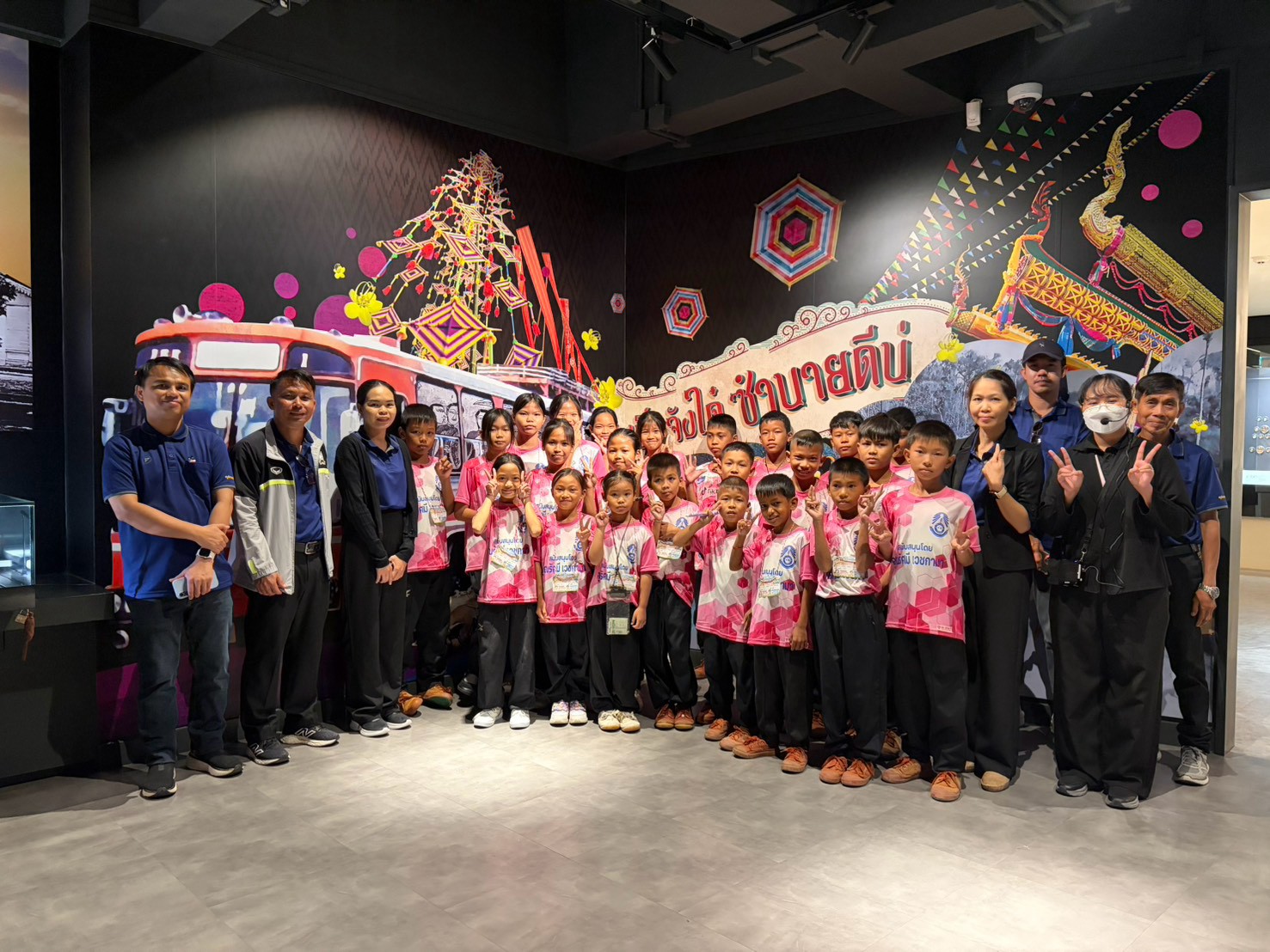LINE_ALBUM_คณะงดเว้น 2_260929_9.jpg